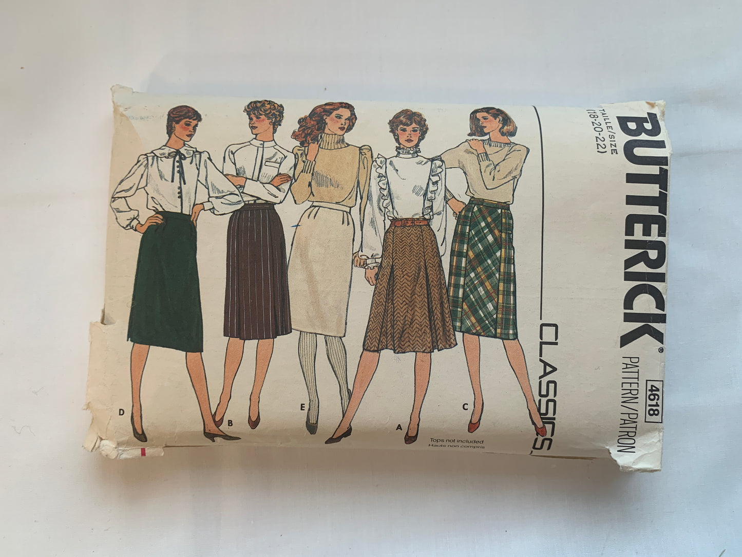 Butterick Sewing Pattern 4618 Misses' Straight Skirts, Side Slits, Zipper Back, Size 18-22, Cut, Vintage 1980