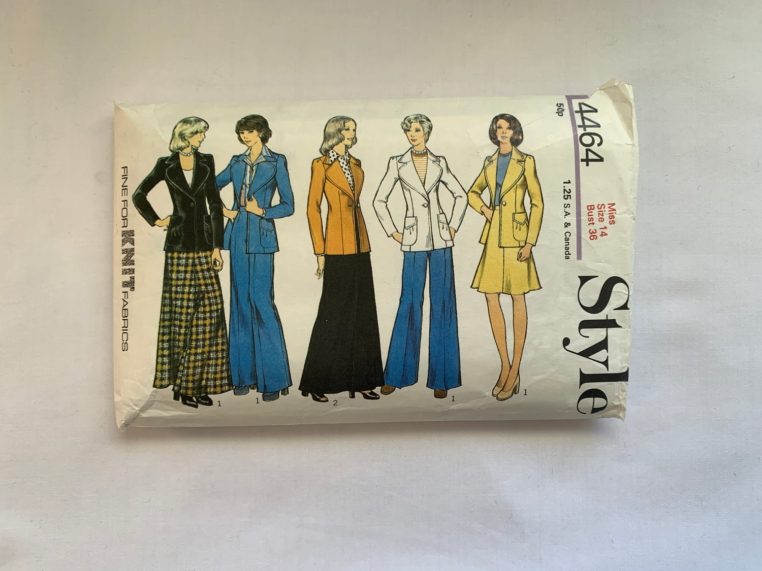 Style Sewing Pattern 3942 Girls' Dress, Zipper Back, Long/Shorts Sleeves, Two Lengths, Size 6, Cut, Vintage 1972