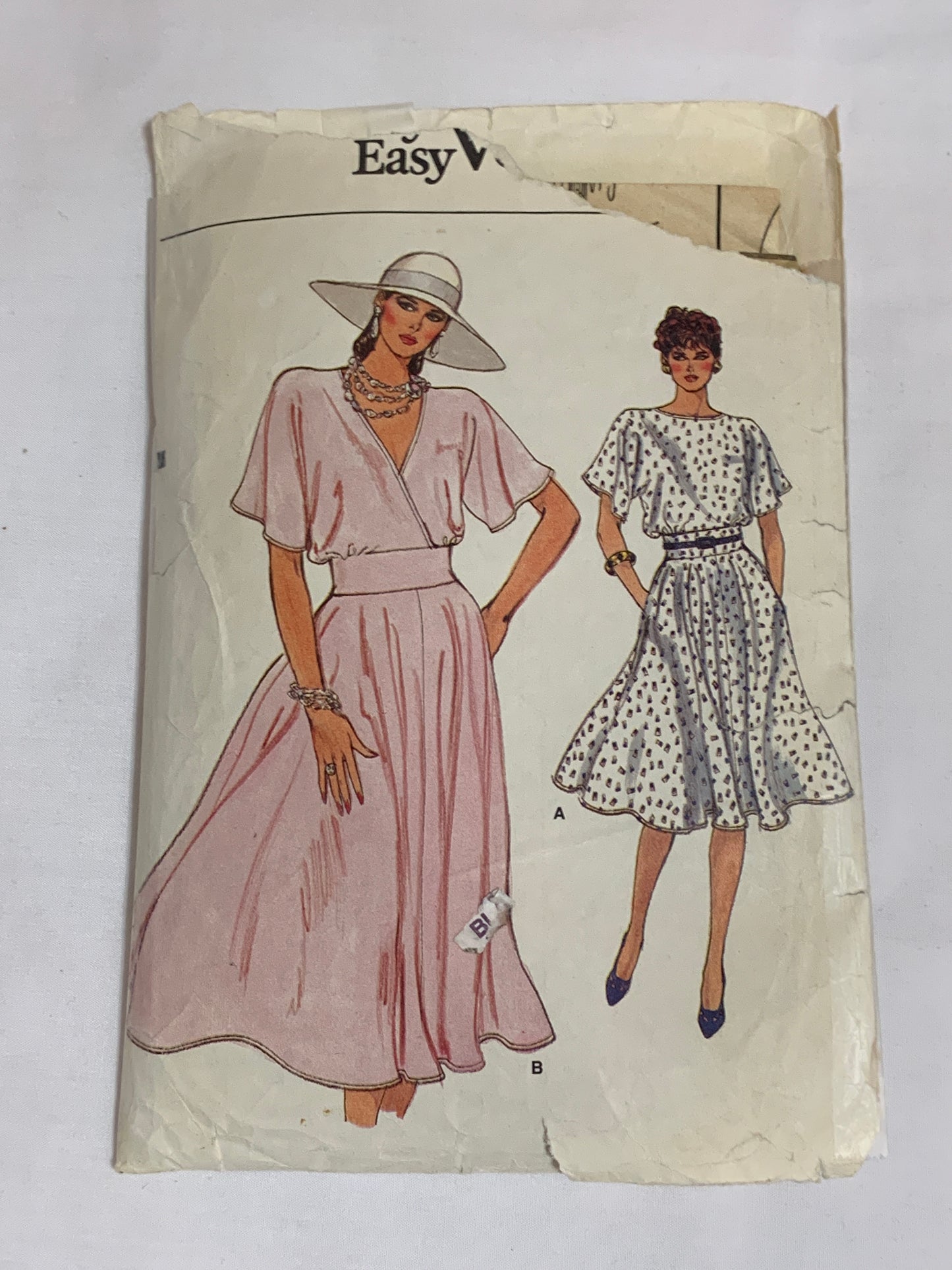 Vogue Sewing Pattern 8970 Misses' Dress, Loose-Fitting, Pockets, Flared, Loose-Fitting, Size 12, Cut, Vintage 1980