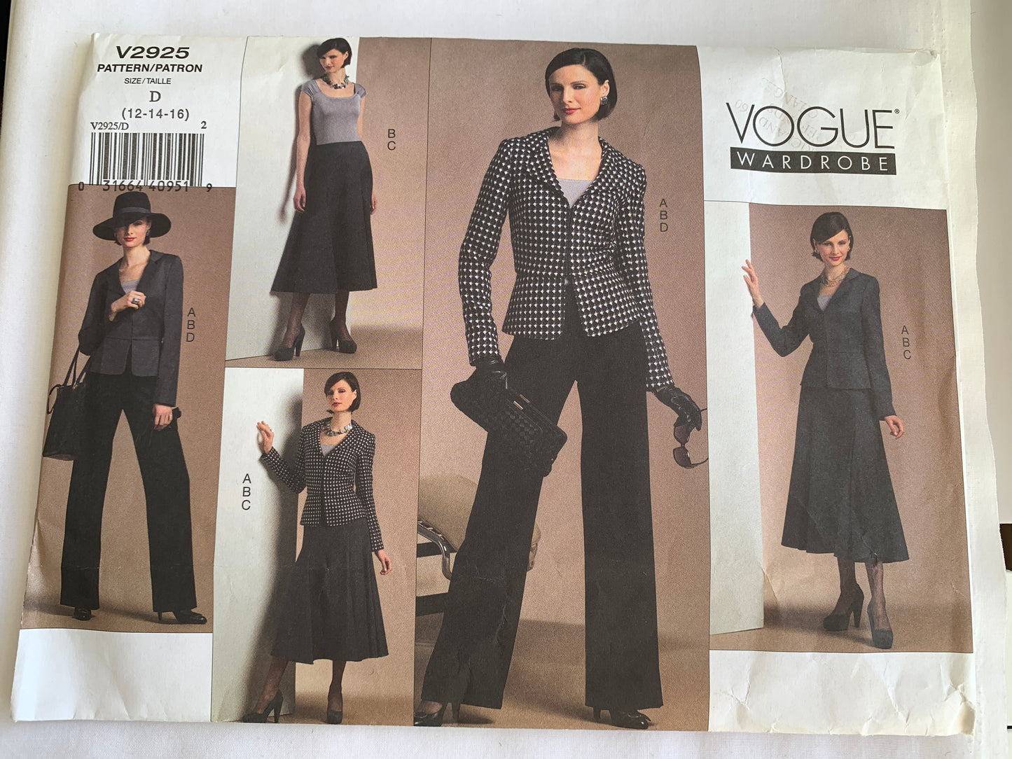 Vogue Sewing Pattern V2925 Misses' Lined Jacket, Skirt, Pants, Top, Close-Fitting, Shoulder Pads, Size 12-16, Uncut, 2006