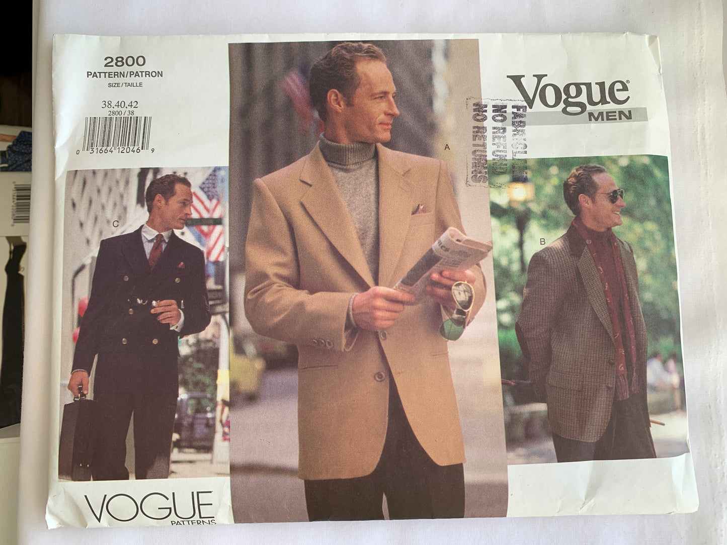 Vogue Sewing Pattern 2800 Men's Jacket, Loose-Fitting, Shoulder Pads, Pocket, Button Front, Size 38-42, Uncut, 2001