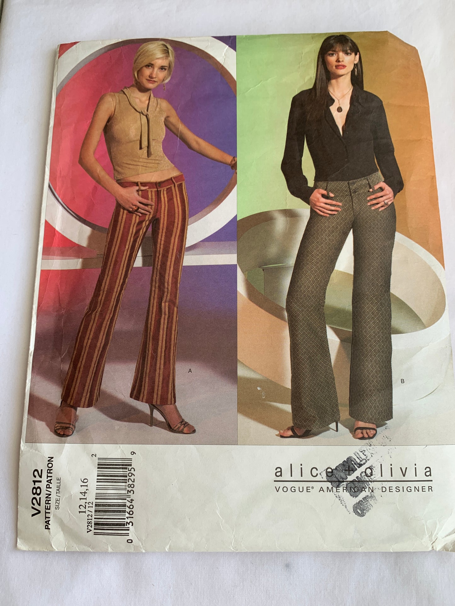 Vogue Sewing Pattern V2812 Misses'/Misses' Petite Pants, Close-Fitting, Pockets,Fly Zipper, Straight, Size 12-16, Cut, 2002