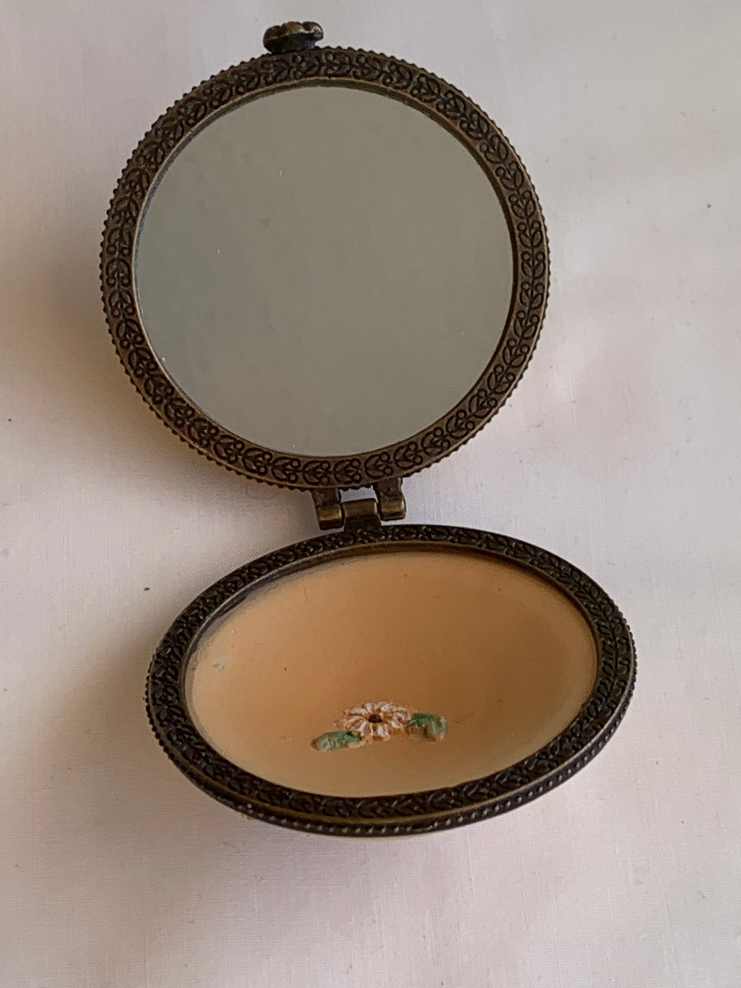 Round Hinged Kitten Trinket Box, Copper Toned Hinge, Flower Accents, Mirror
