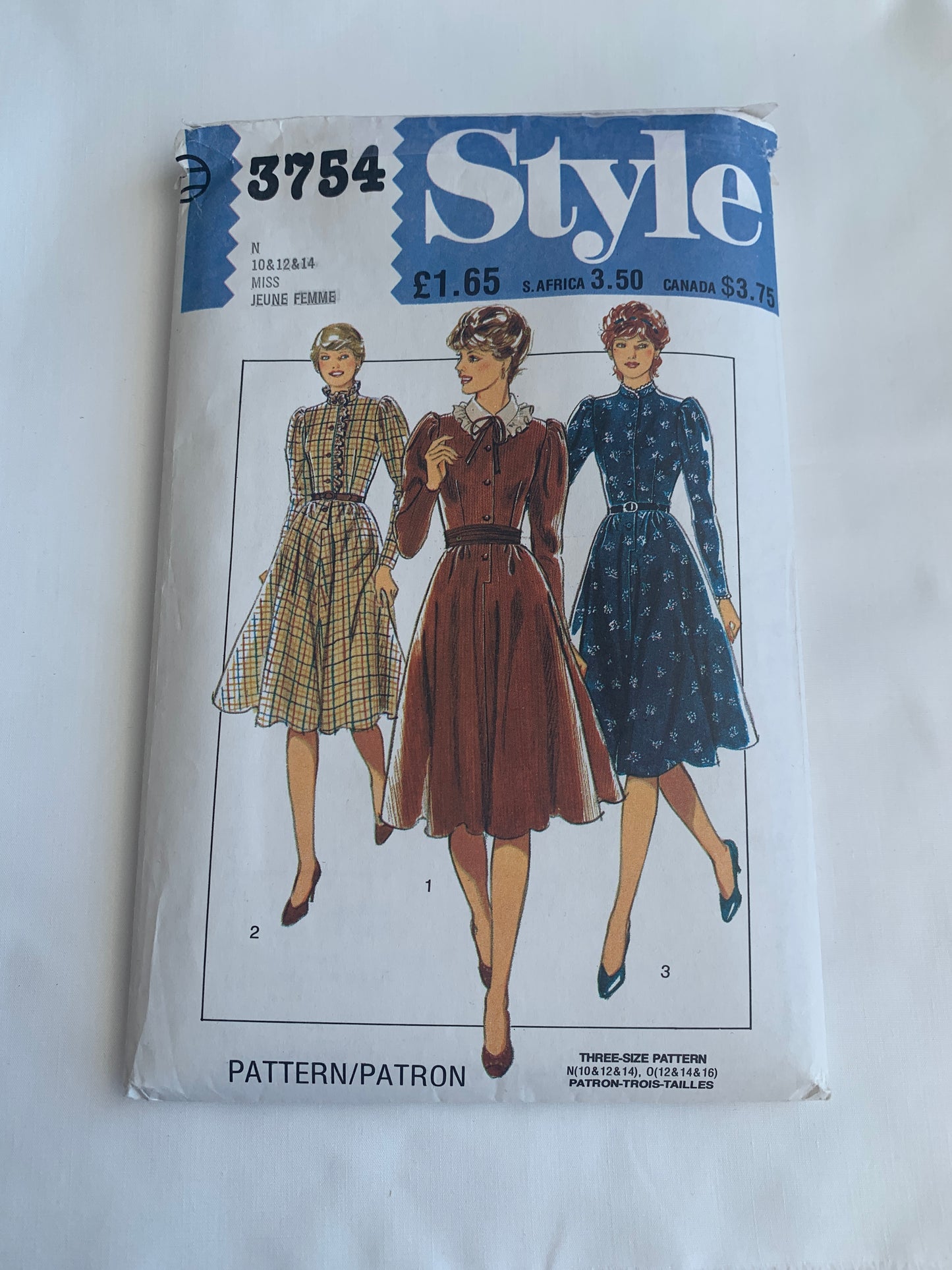 Style Sewing Pattern 3754 Misses' Dress, Long Sleeves, Button Front, Collar, Size 10-14, Cut, Vintage 1982
