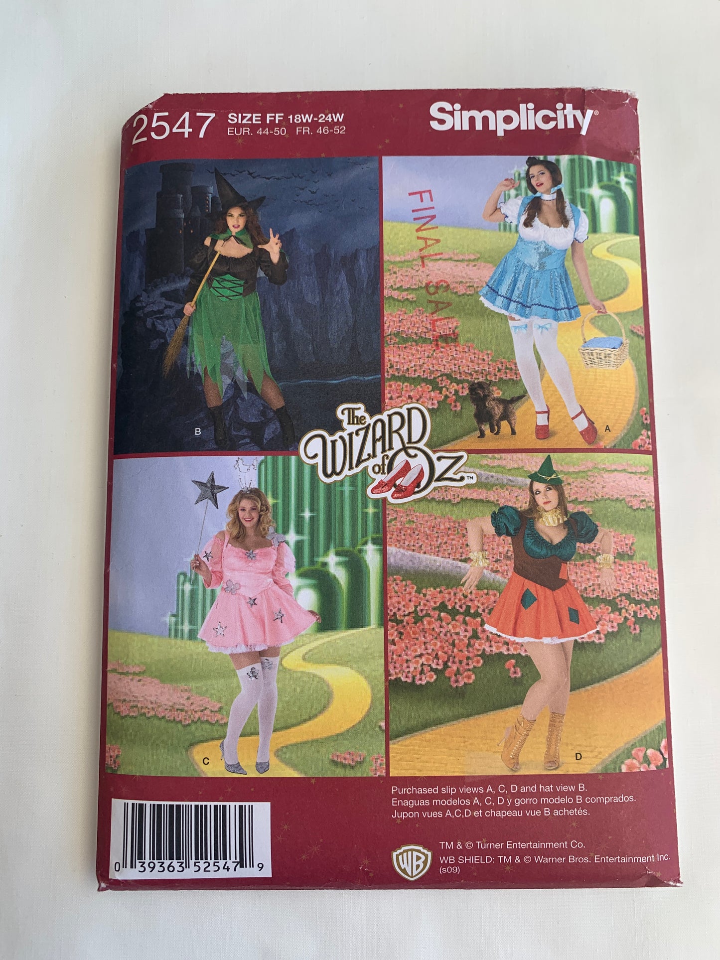 Simplicity Wizard of Oz Sewing Pattern 2547 Adult Misses' Costume, Halloween, Witch, Dorothy, Good Witch, Scarecrow, Accessories, Size 18w-24w, Uncut, 2009
