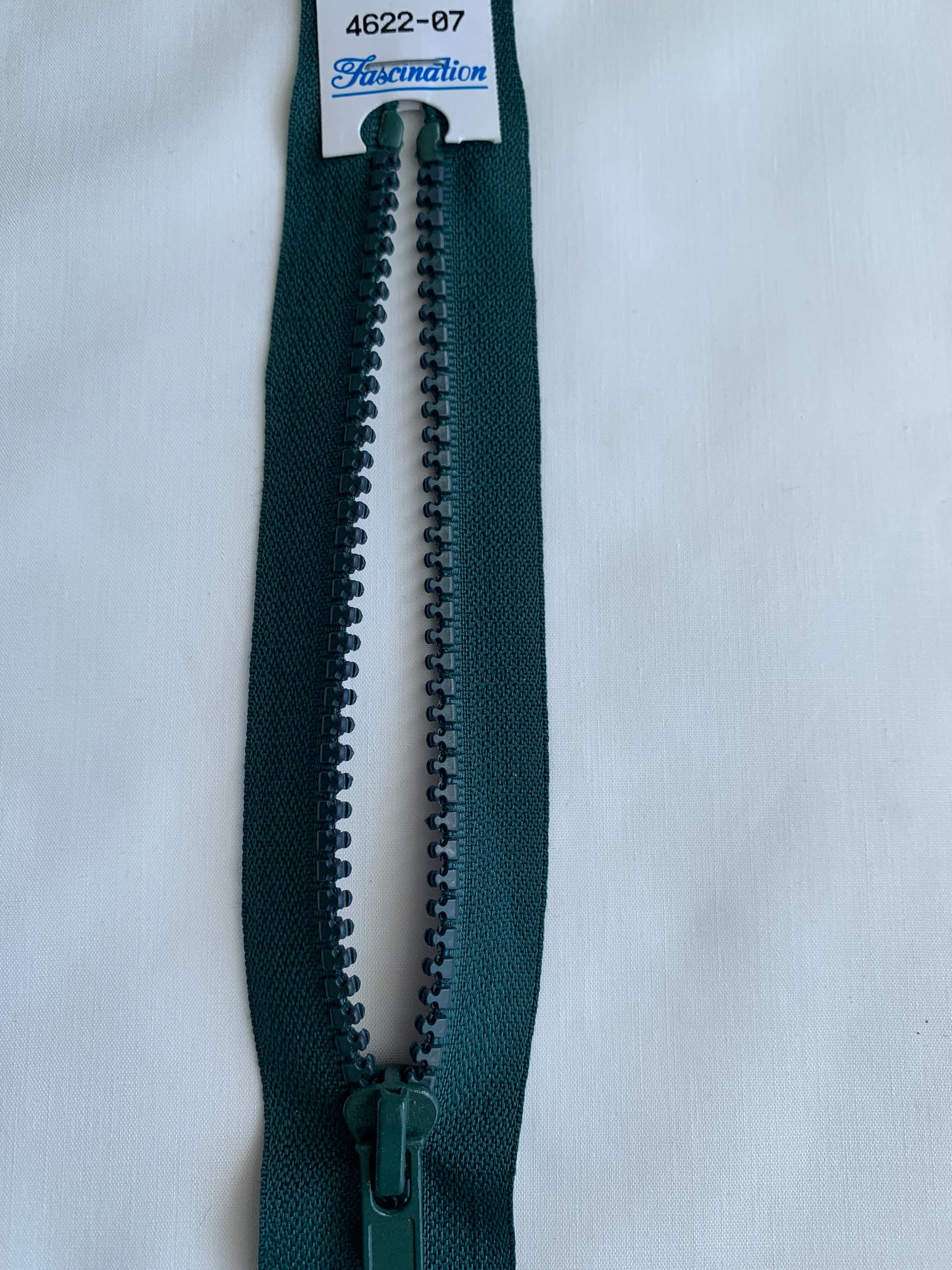 Molded Plastic Zipper, Separating, 22 Inch, Forest Green Color, Black Pull, New