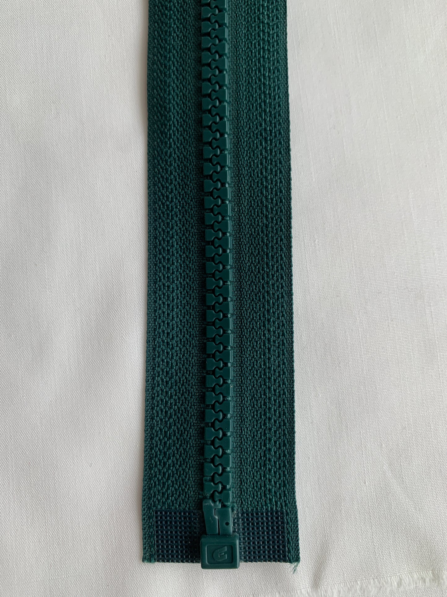 Molded Plastic Zipper, Separating, 26 Inch, Forest Green Color, New