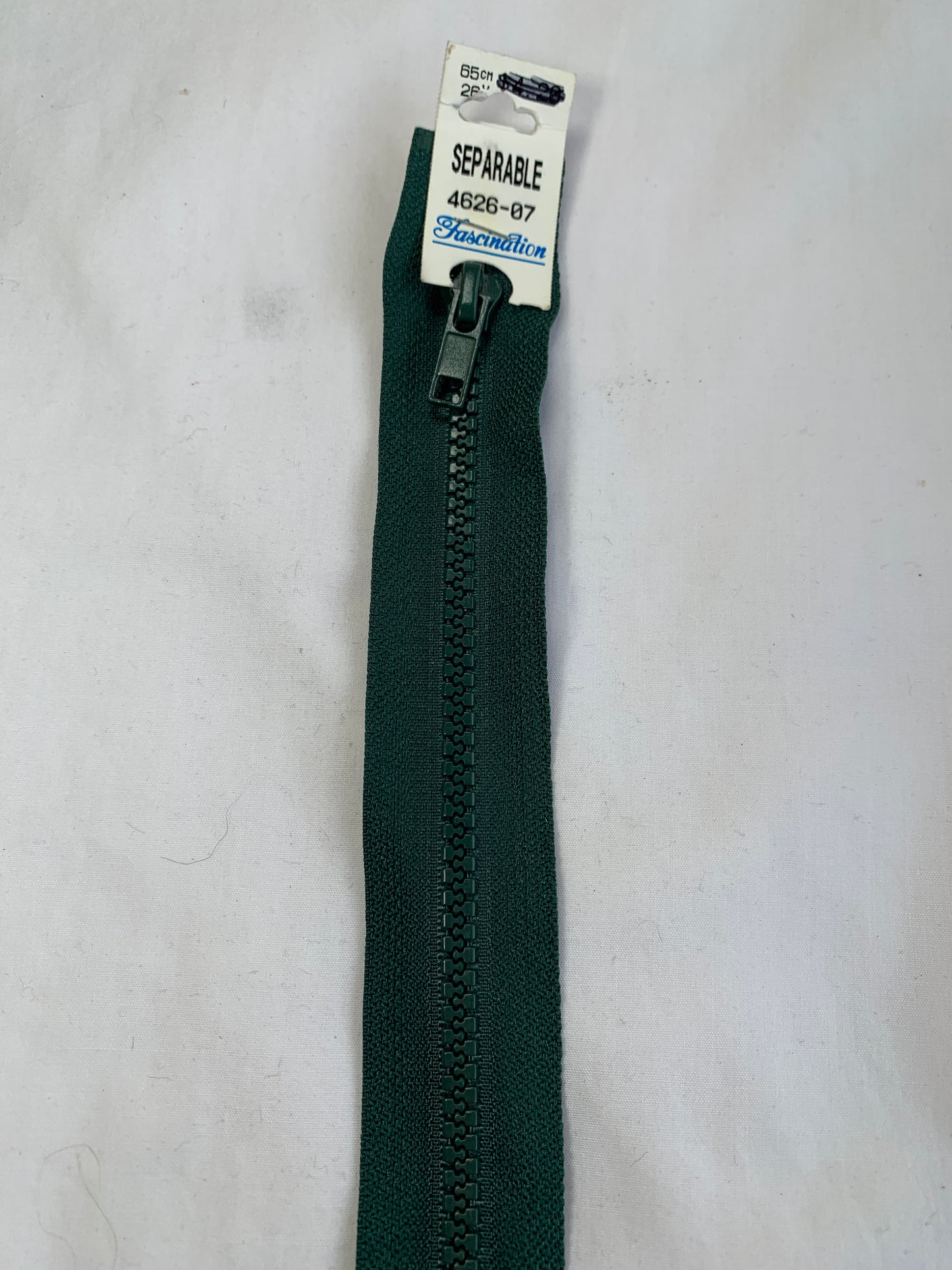 Molded Plastic Zipper, Separating, 26 Inch, Green Color, New