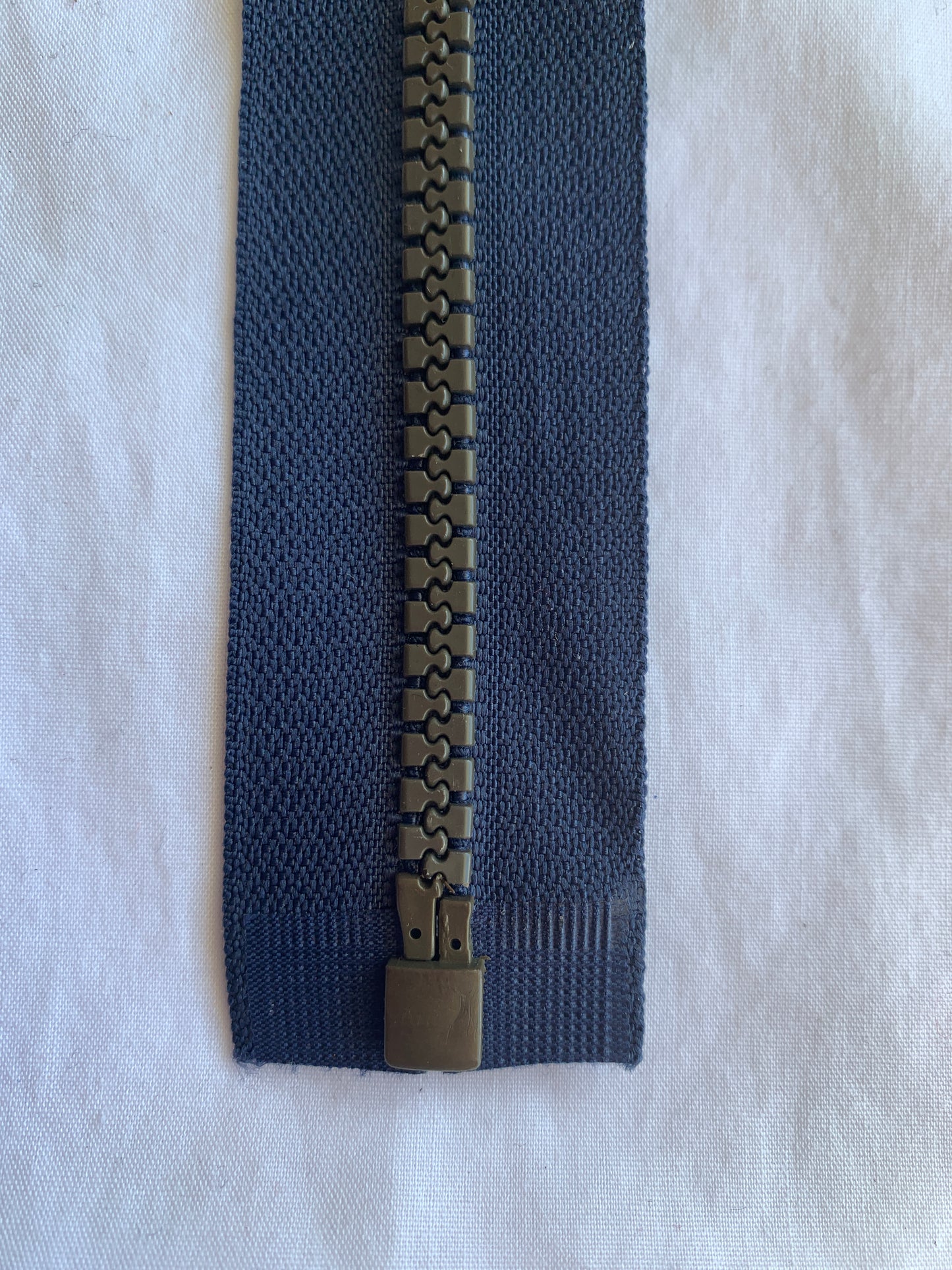 Molded Plastic Zipper, Separating, 28 Inch, Navy Blue Color, New