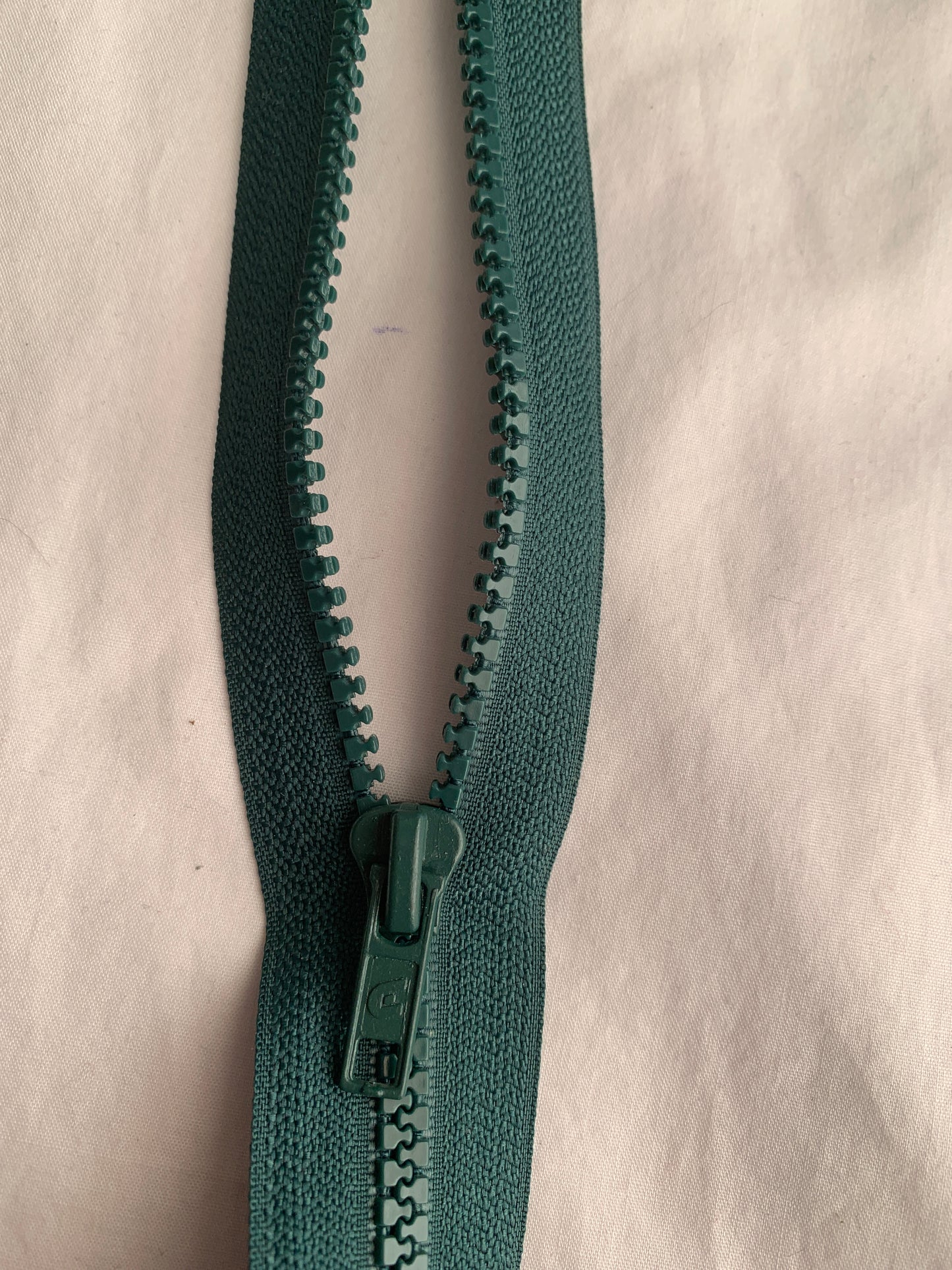 Molded Plastic Zipper, Separating, 30
Inch, Green Color, New