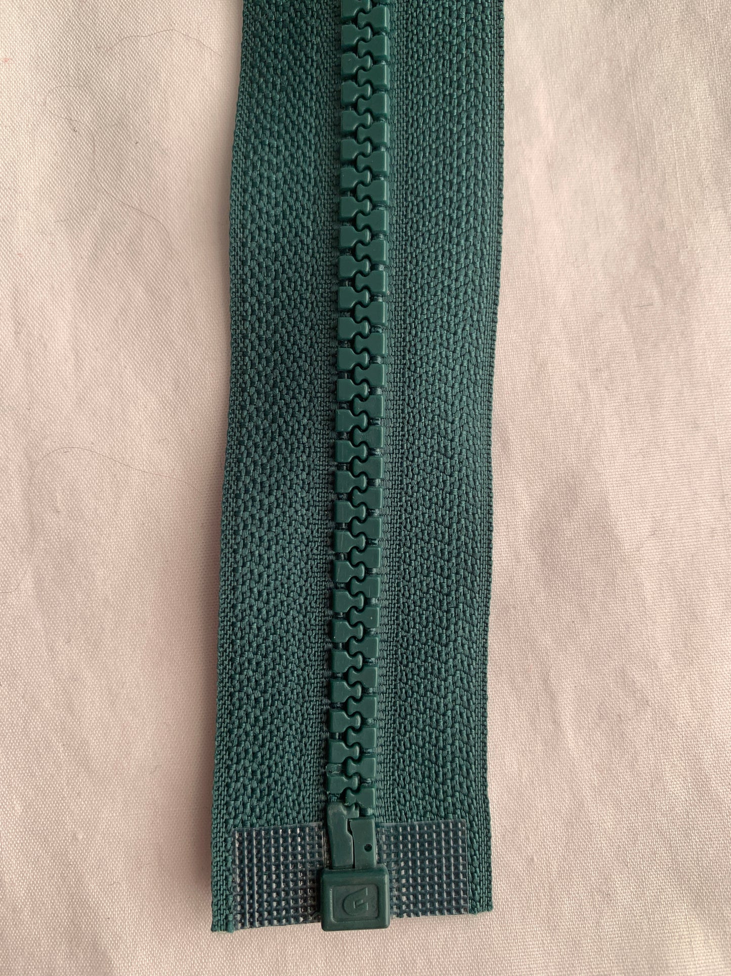 Molded Plastic Zipper, Separating, 30 Inch, Green Color, New