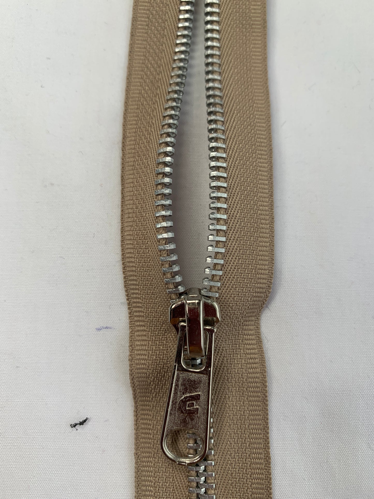 Metal Zipper, Separating, 22 Inch, Beige Color, New