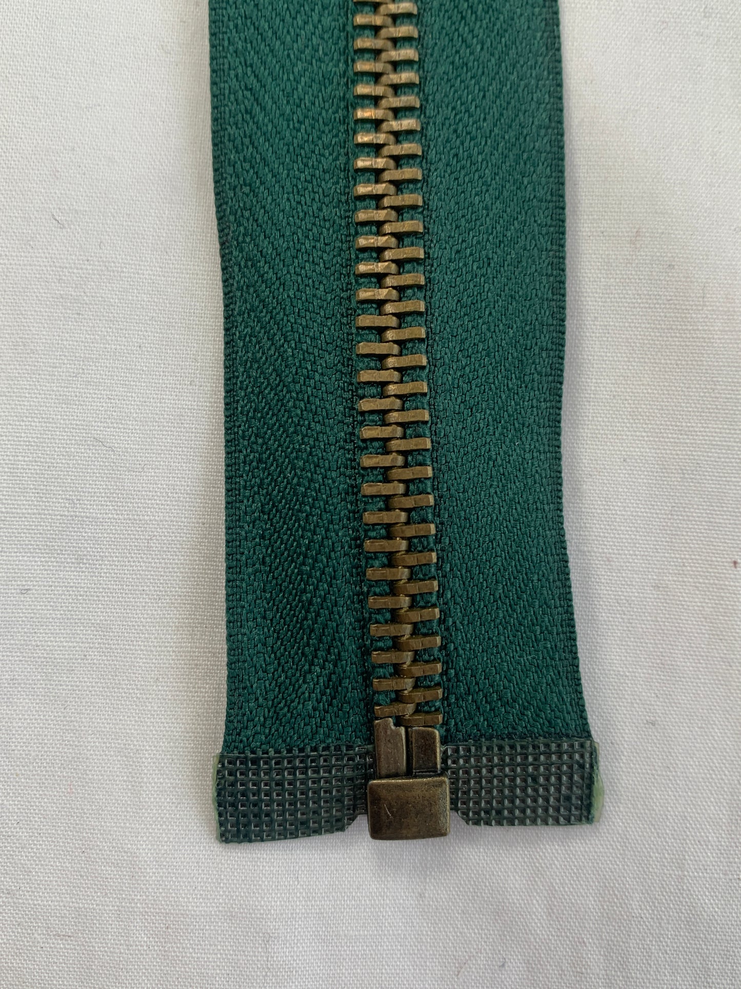 Metal Zipper, Separating, 22 Inch, Forest Green Color, New