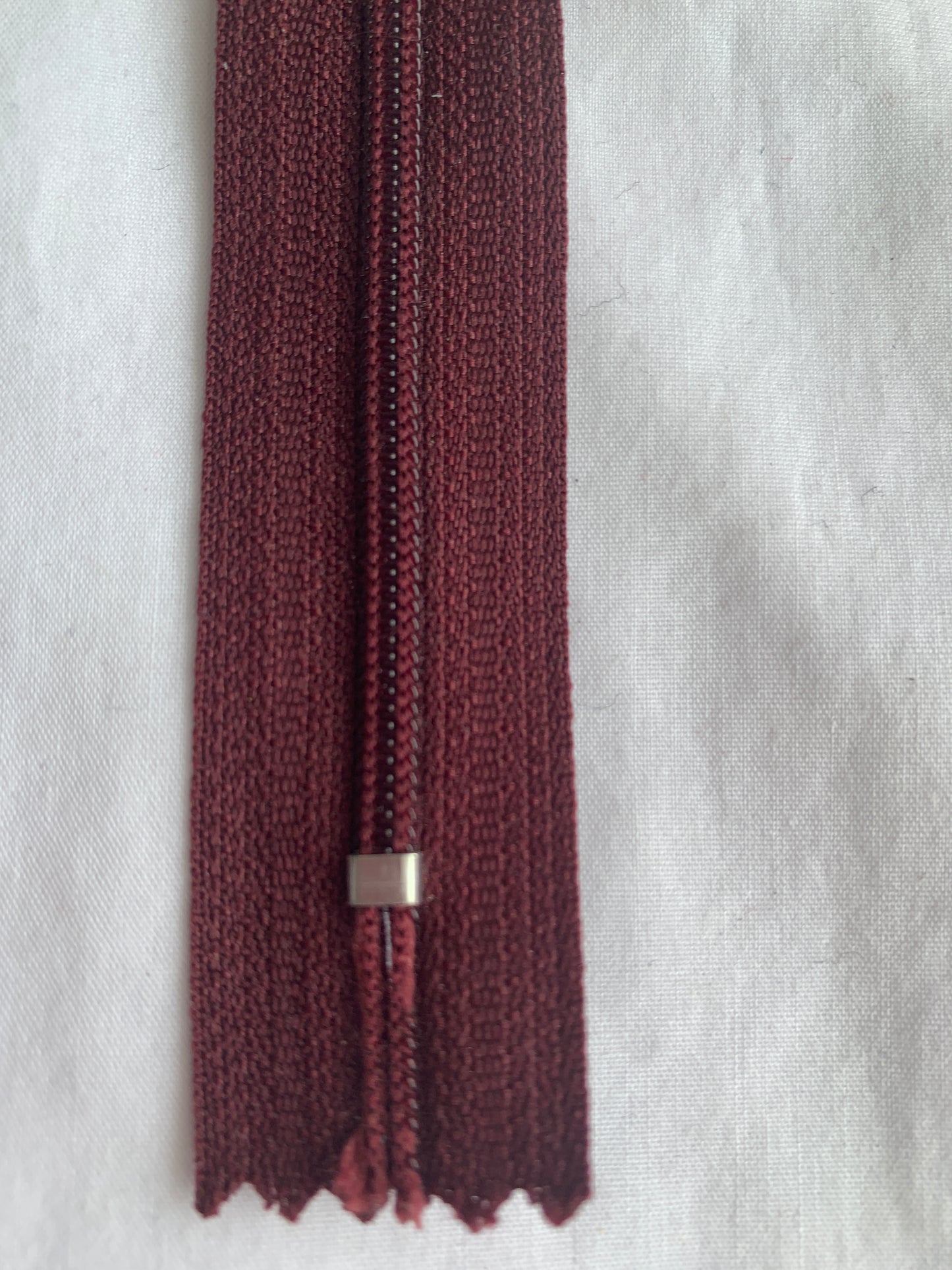8 Inch Non-Separating Zipper, Burgandy, Molded Plastic, New
