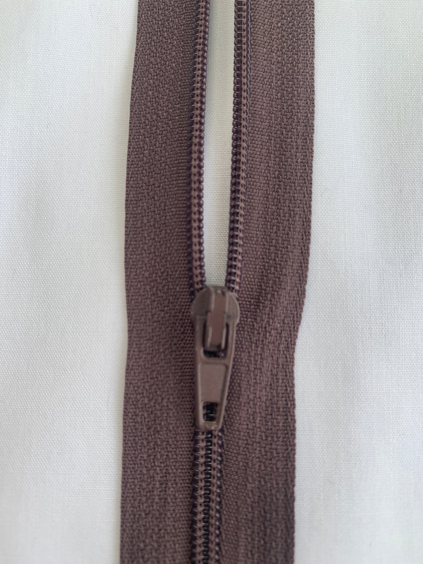 9 Inch Non-Separating Zipper, Light Burgandy, Molded Plastic, New
