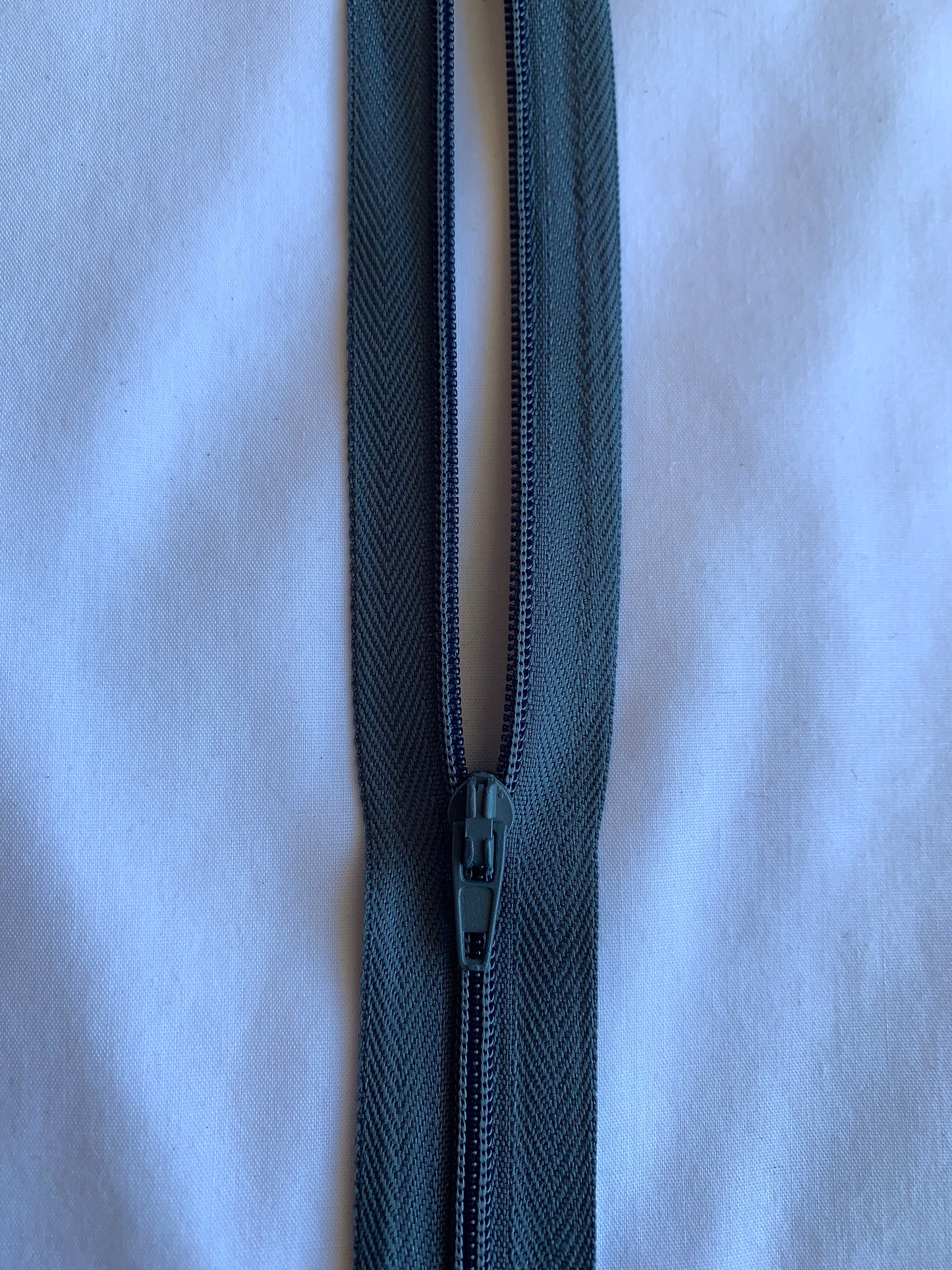 18 Inch Non-Separating Zipper, Dark Grey, Molded Plastic, New