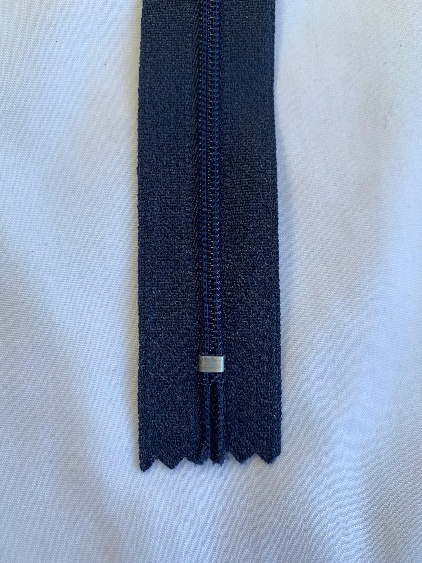 18 Inch Non-Separating Zipper, Oxford Blue, Molded Plastic, New