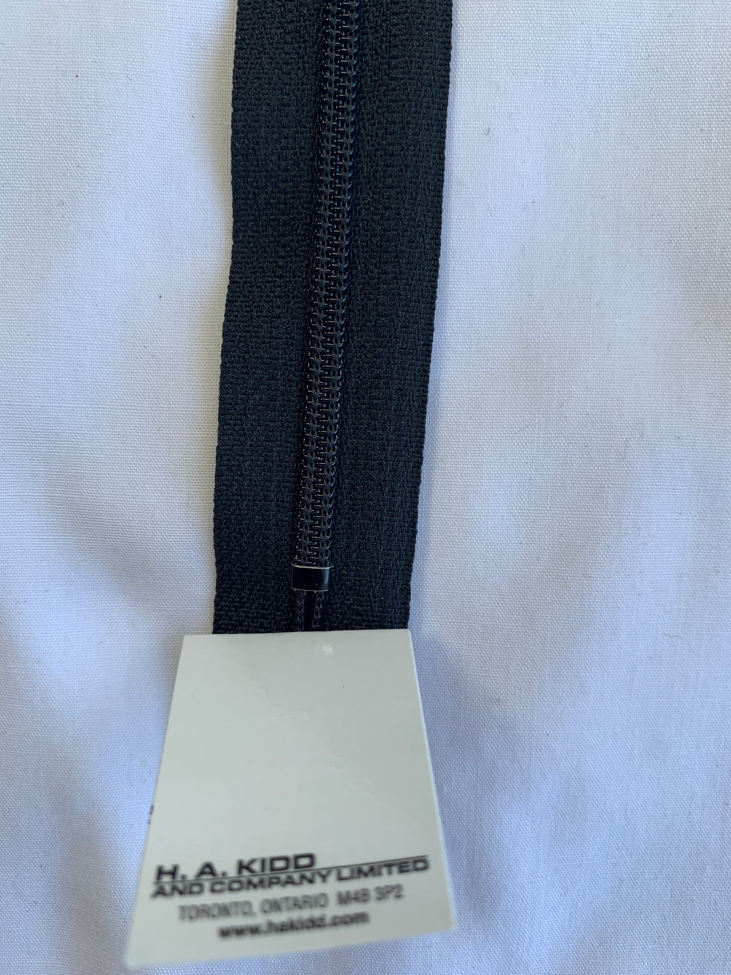 18 Inch Non-Separating Zipper, Black, Molded Plastic, New