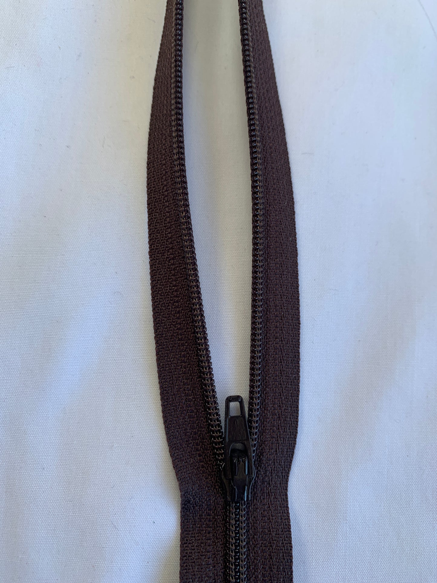 18 Inch Non-Separating Zipper, Pecan Brown Color, Molded Plastic, New