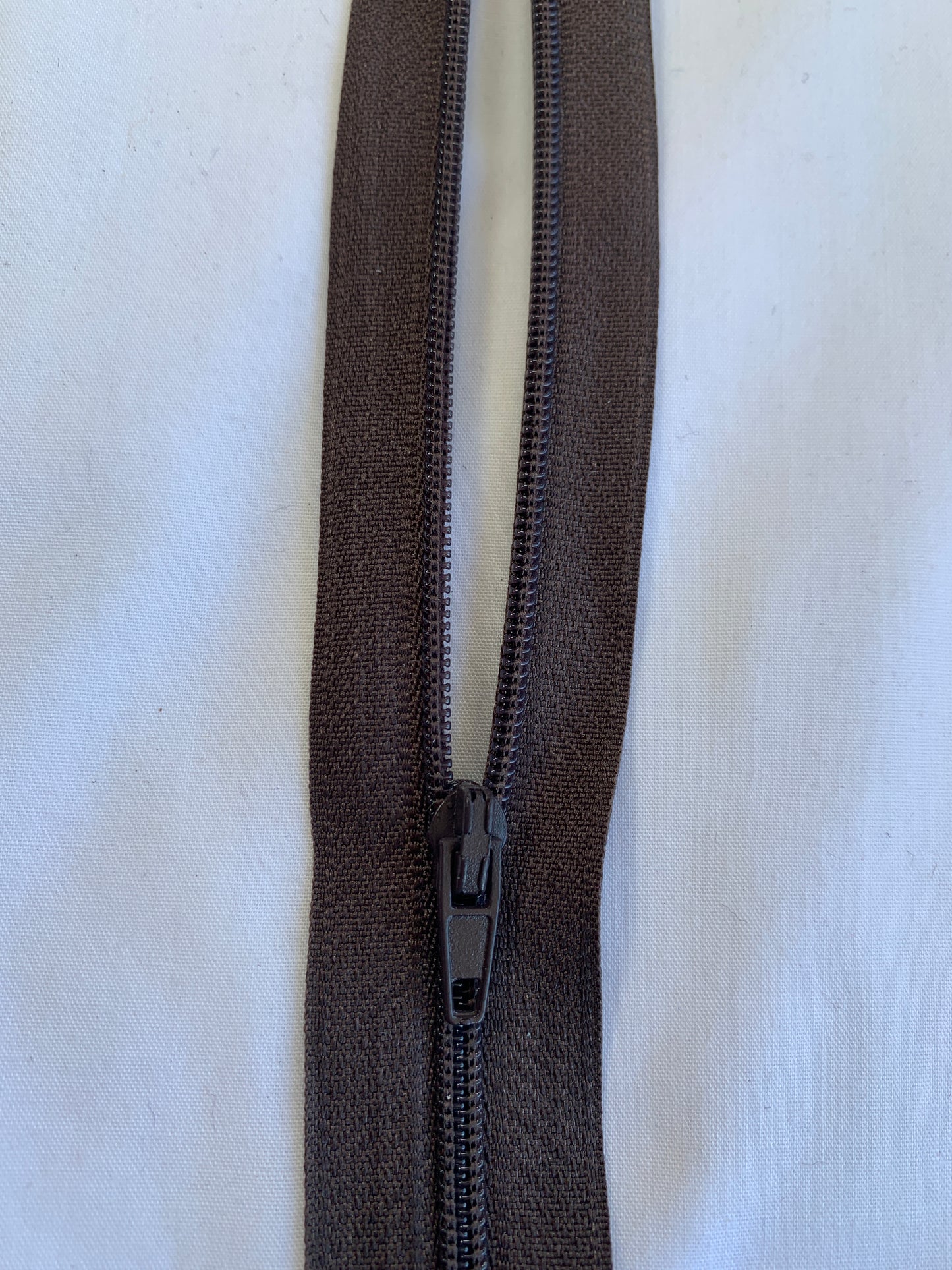 18 Inch Non-Separating Zipper, Wood Brown Color, Molded Plastic, New