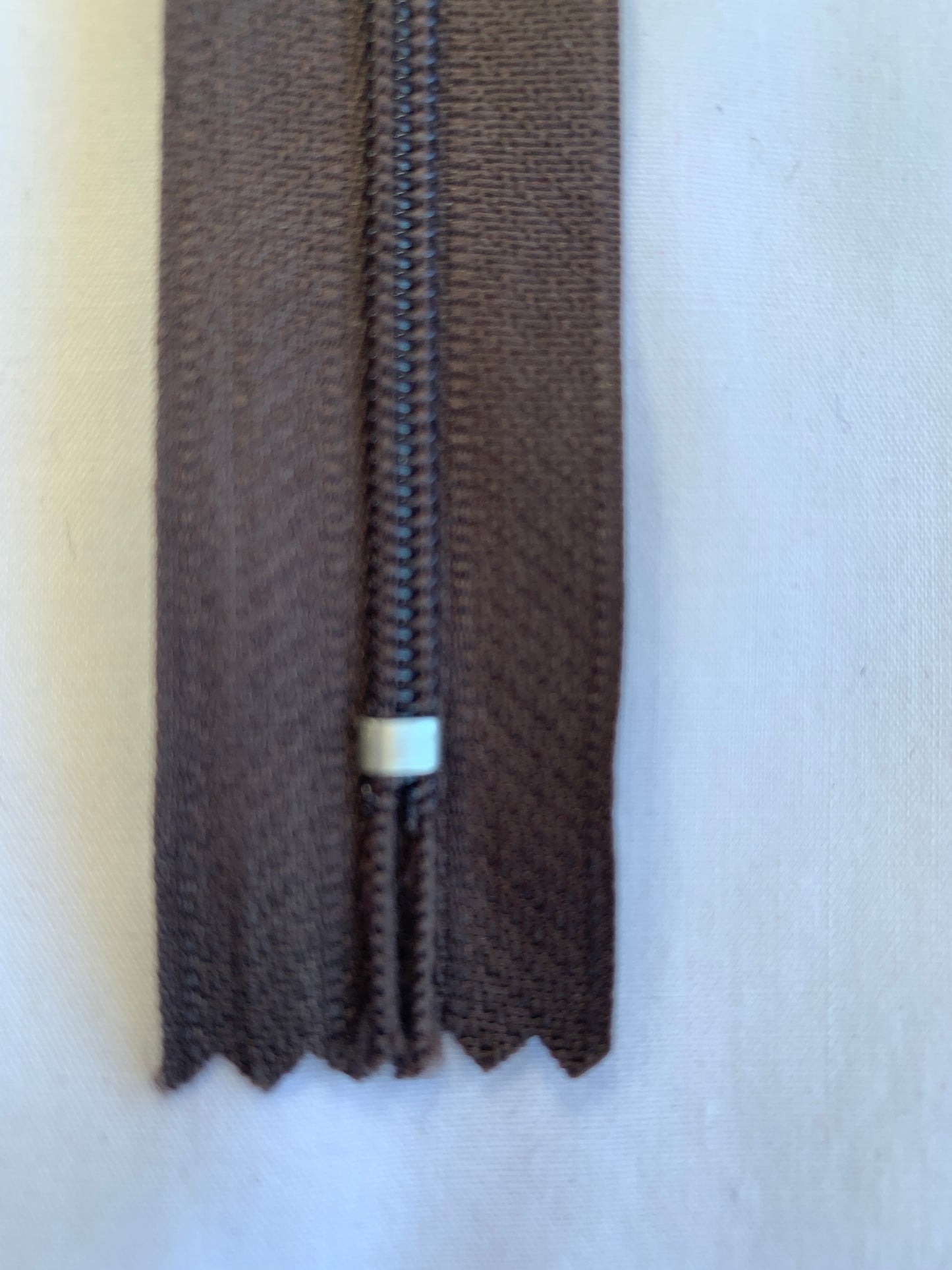 18 Inch Non-Separating Zipper, Wood Brown Color, Molded Plastic, New