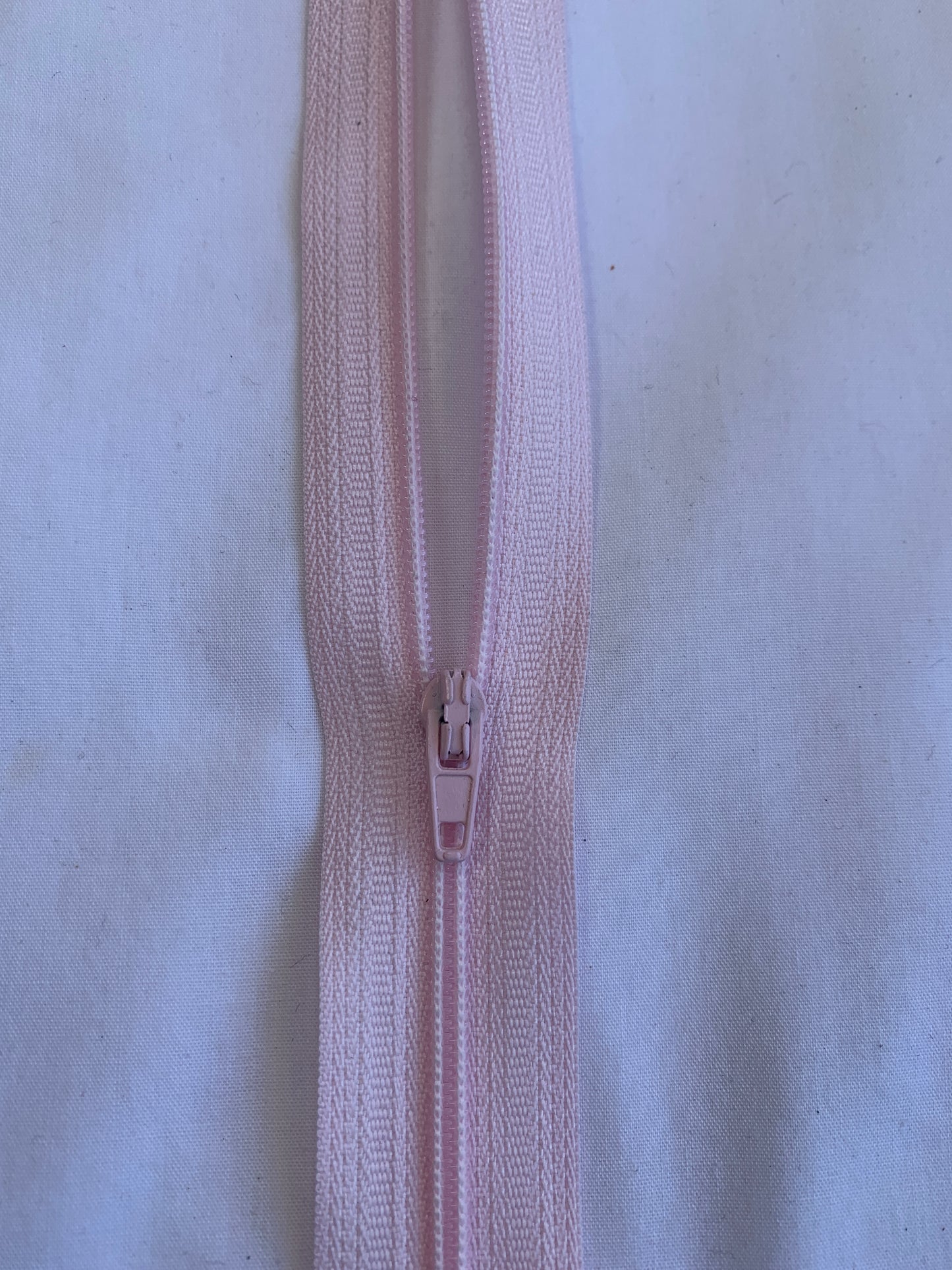 20 Inch Non-Separating Zipper, Flesh Pink Color, Molded Plastic, New