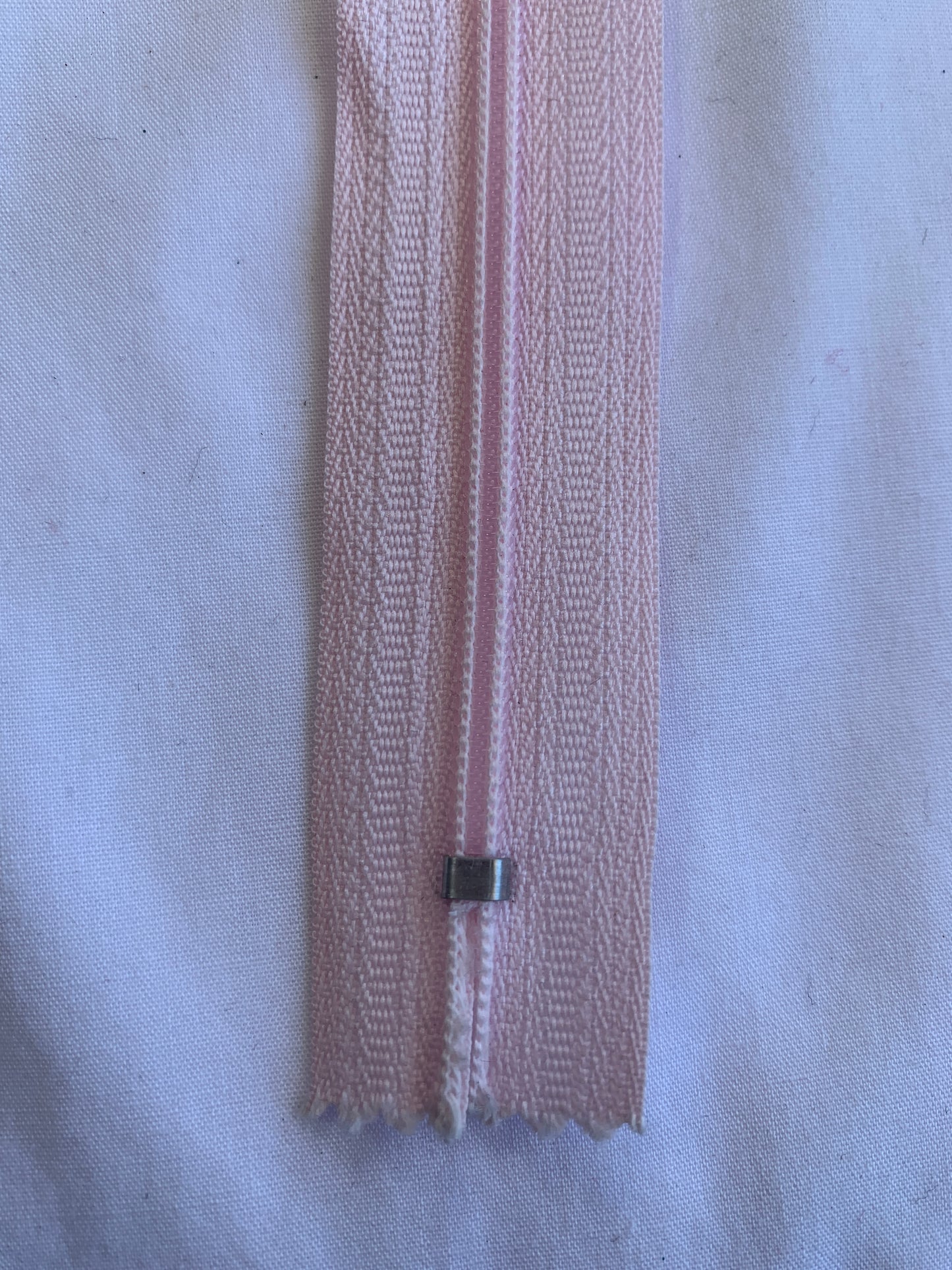 20 Inch Non-Separating Zipper, Flesh Pink Color, Molded Plastic, New