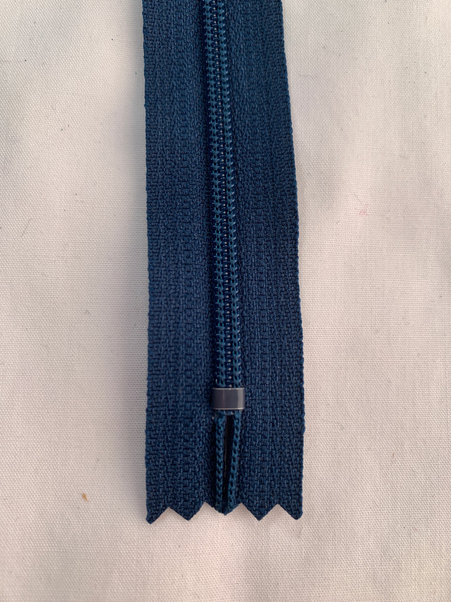 20 Inch Non-Separating Zipper, Navy Blue Color, Molded Plastic, New