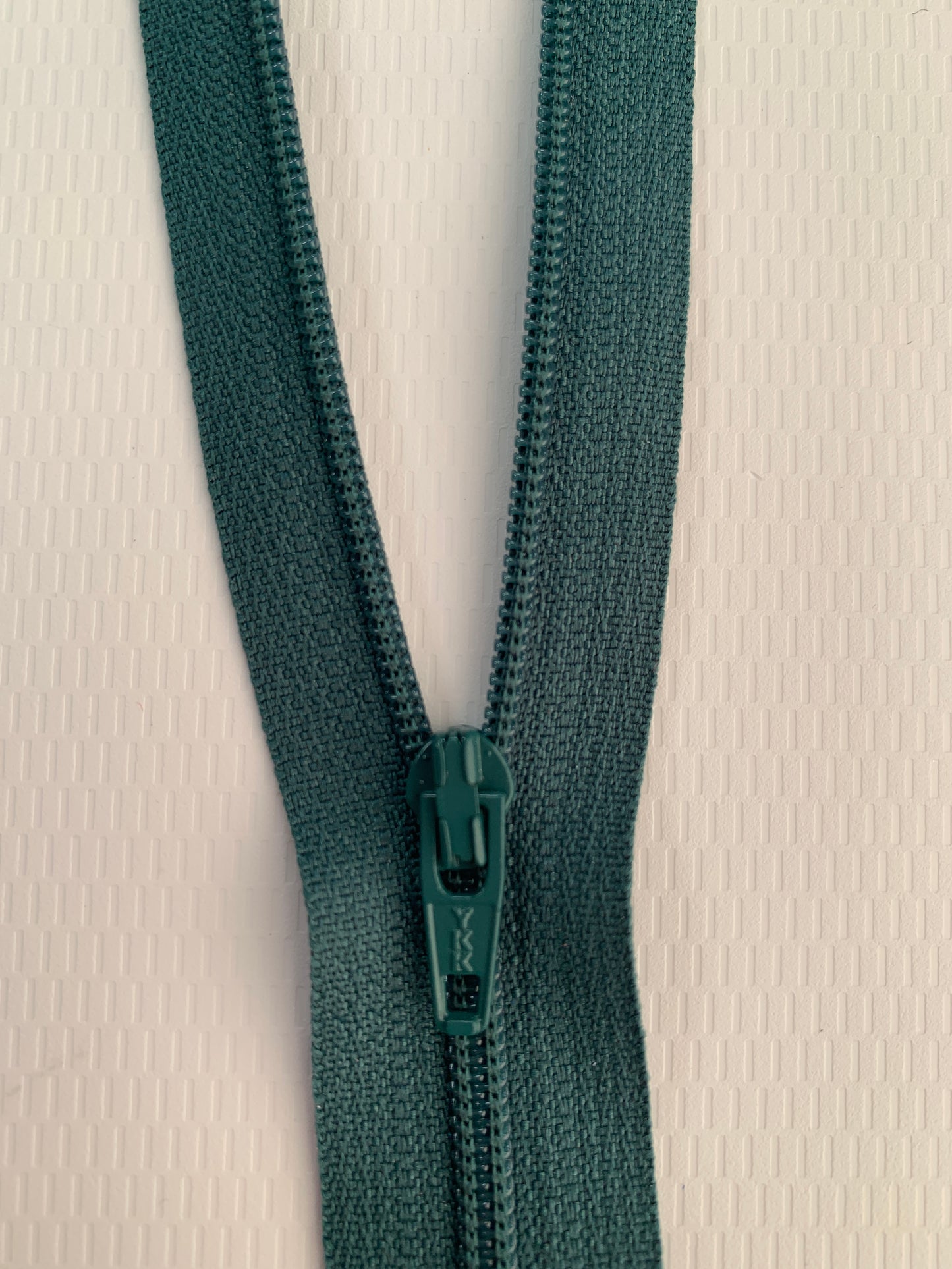 7 Inch Non-Separating Zipper, Light Gray, Molded Plastic, New