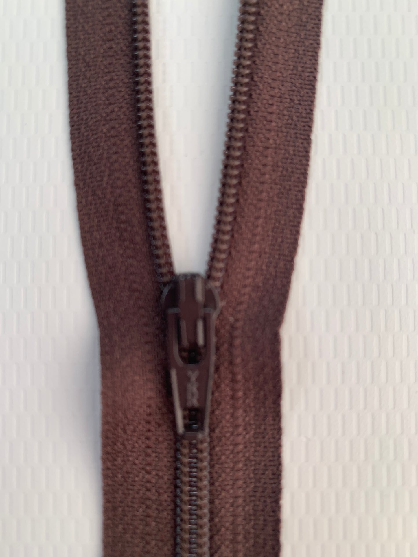 7 Inch Non-Separating Zipper, Chocolate Brown, Molded Plastic, New