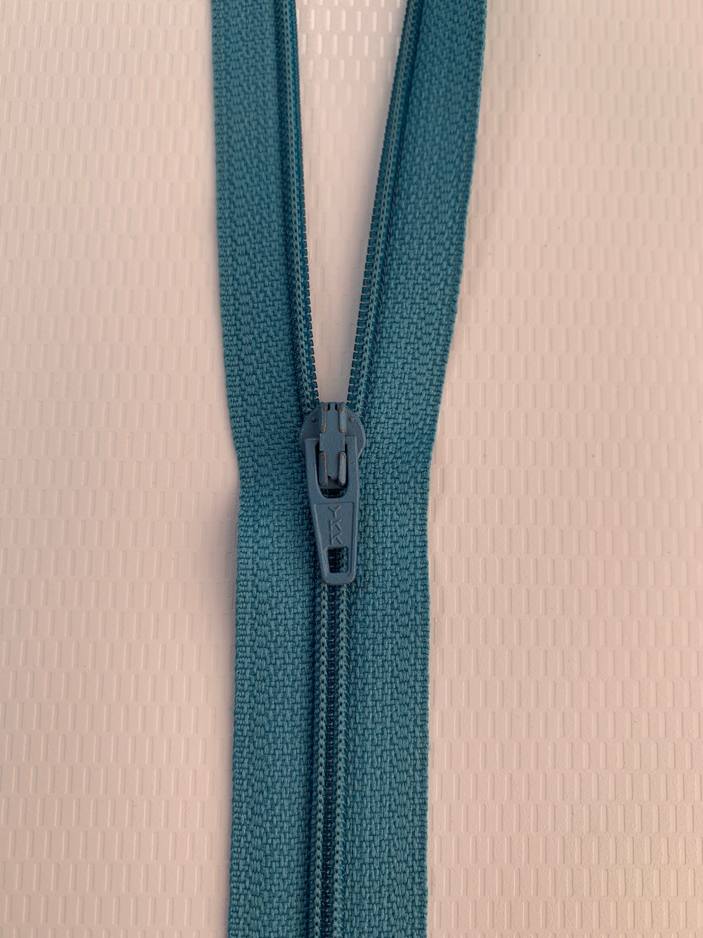 7 Inch Non-Separating Zipper, Light Blue, Molded Plastic, New