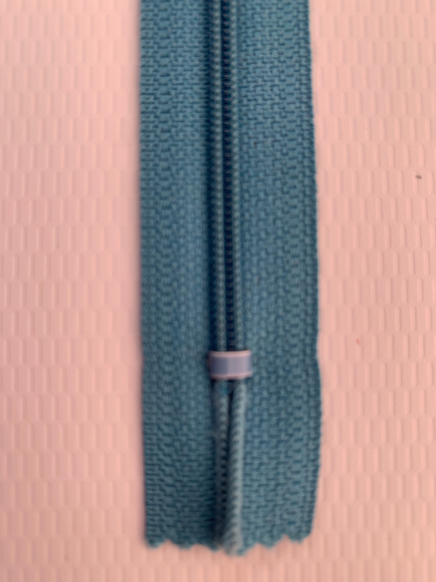 7 Inch Non-Separating Zipper, Light Blue, Molded Plastic, New