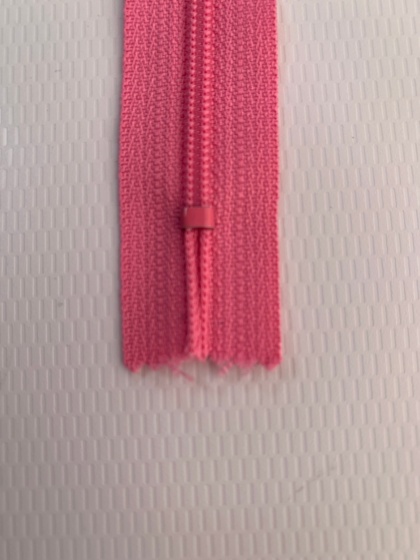 7 Inch Non-Separating Zipper, Pink, Molded Plastic, New