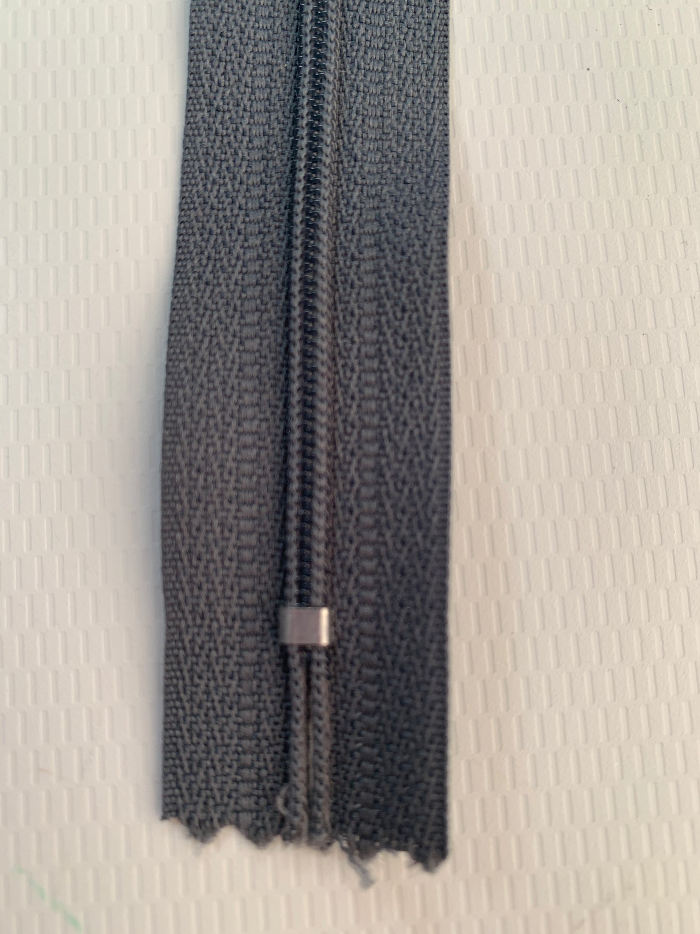 8 Inch Non-Separating Zipper, Gray, Molded Plastic, New