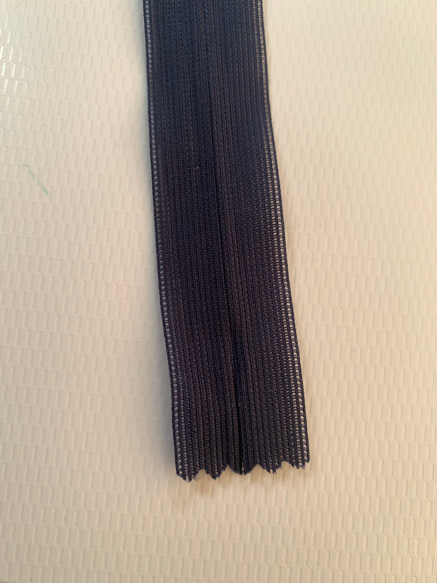 22 Inch Invisible Non-Separating, Navy Blue ,Plastic Zipper