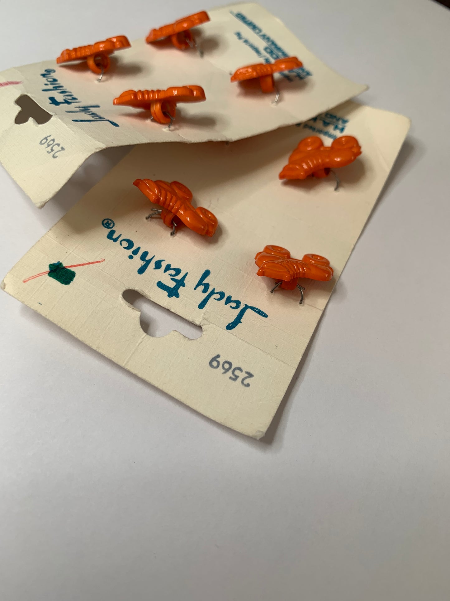 Vintage Novelty 8 Roller Skate Buttons, Shank, Orange, 1.3cm, New/Old Stock