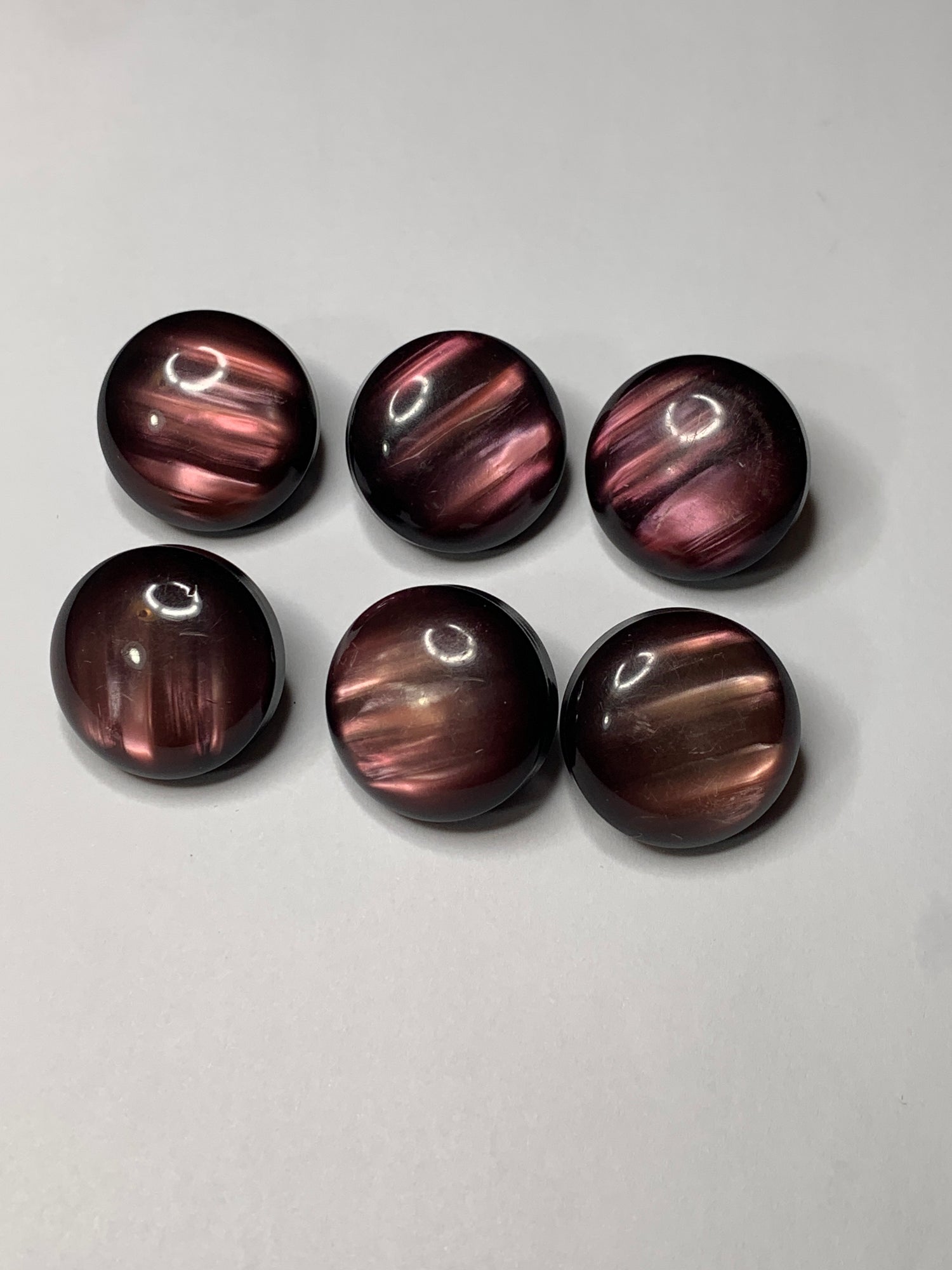 Vintage 6  Round Plastic Buttons, Shank, Medium Purple, 2.0 cm, New/Old Stock