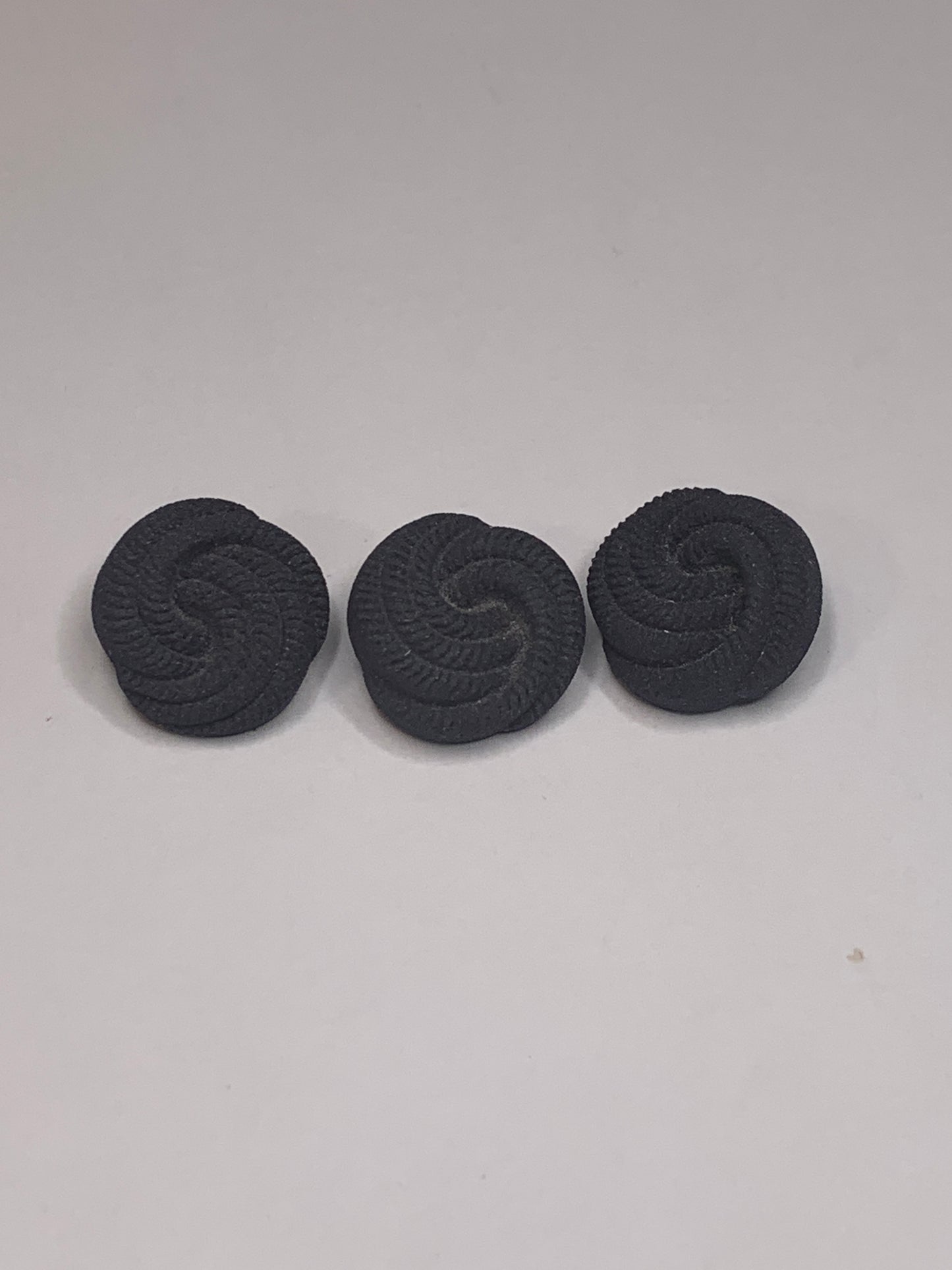 Vintage 3 Round Plastic Buttons, Swirl Design, Shank, Dark Blue, 1.5 cm, New/Old Stock