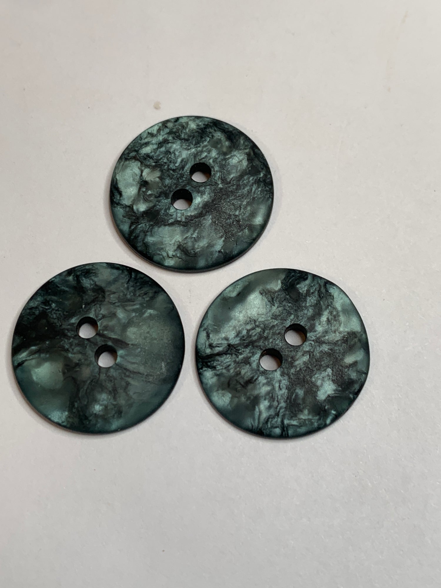 Vintage 3 Round Plastic Buttons, 2 Holes, Green, 1.8 cm, New/Old Stock