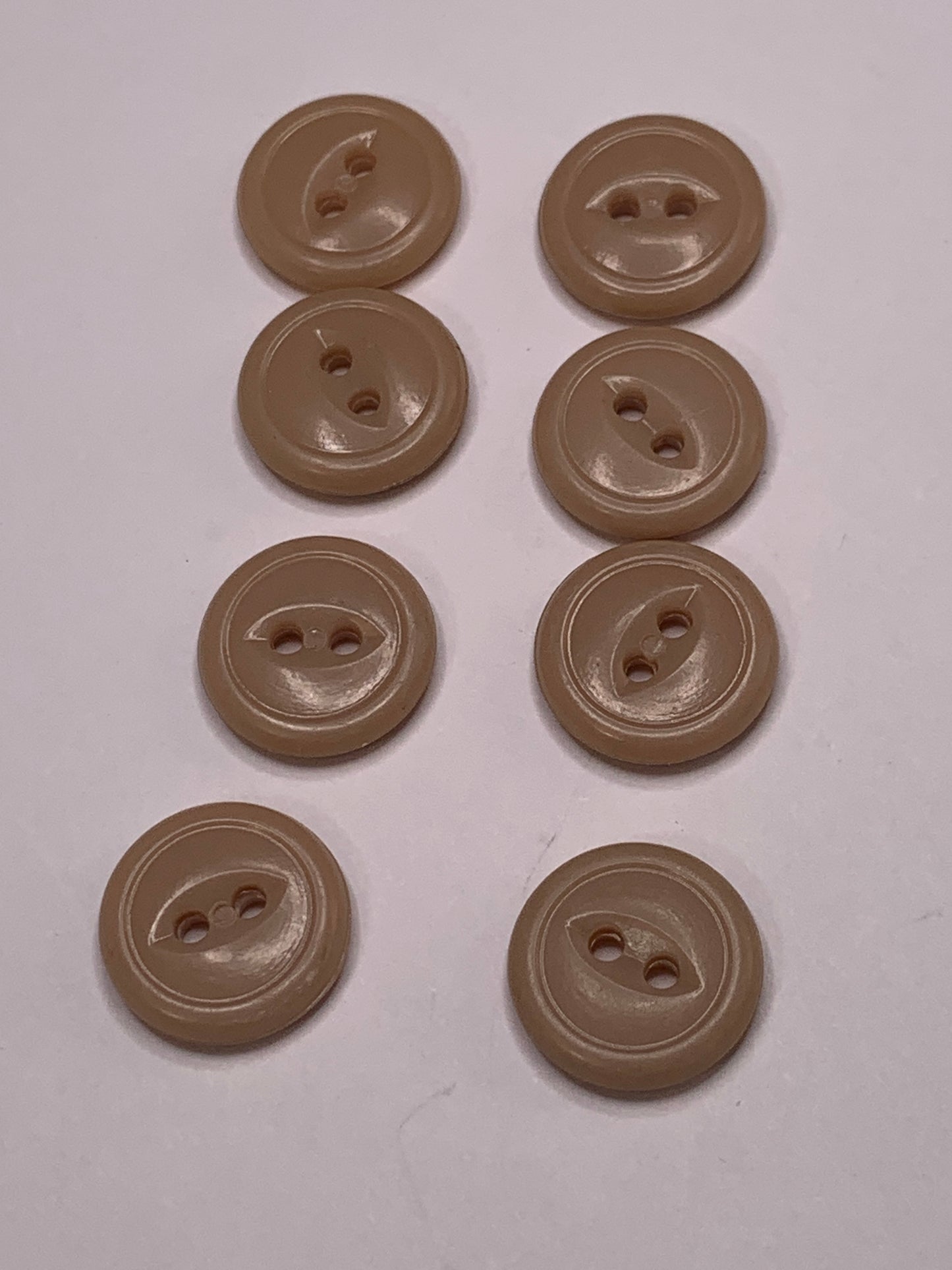 Vintage 8 Round Plastic Buttons, Two Holes, Brown, 1.4 cm, New/Old Stock