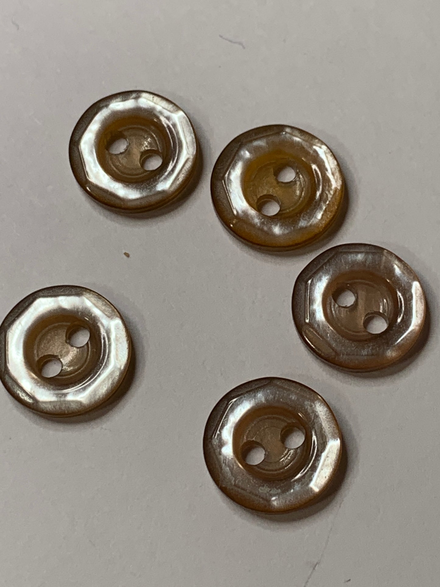 Vintage 5 Round Plastic Buttons, Two Holes, Brown, 1.2 cm, New/Old Stock