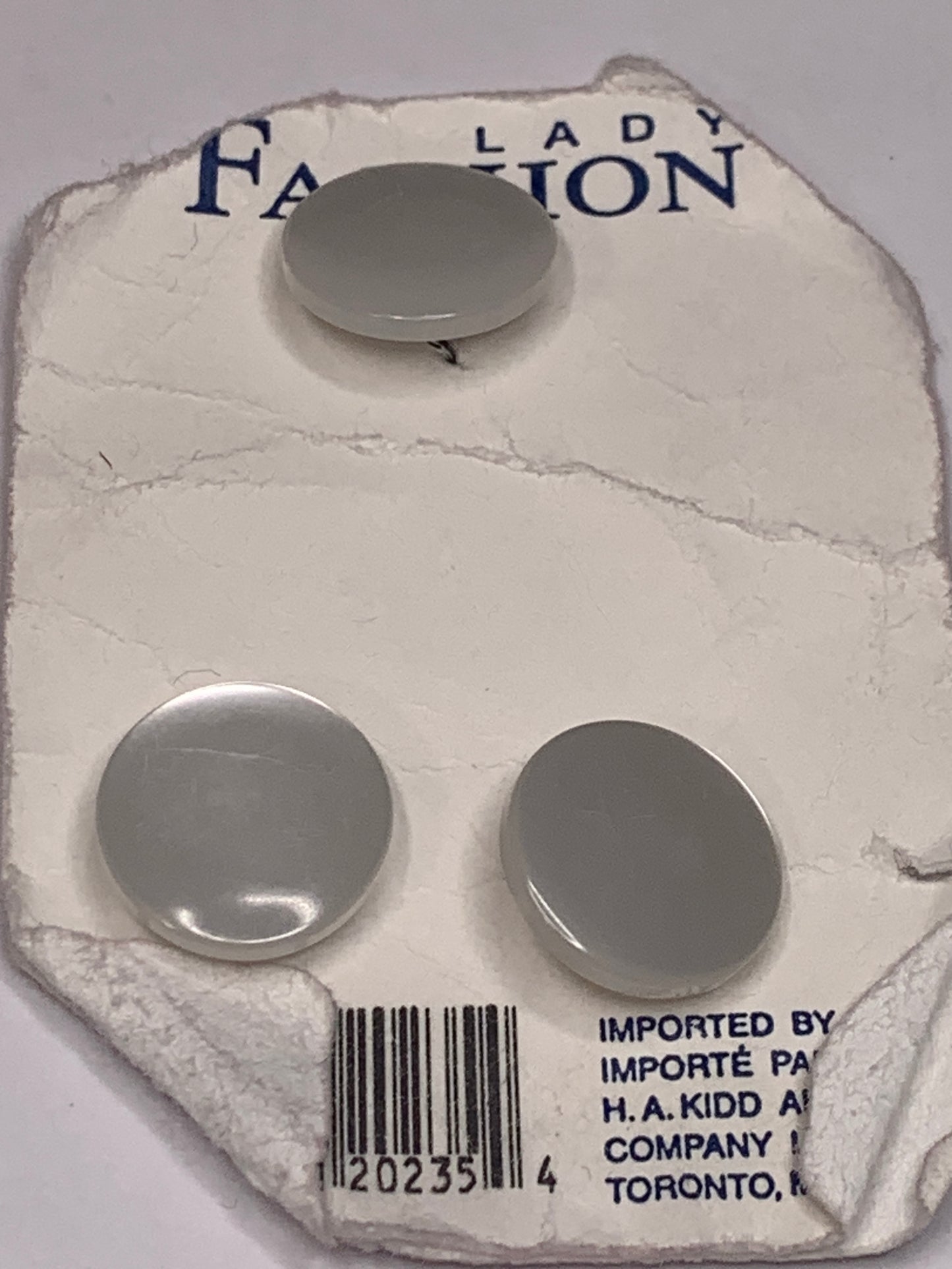 Vintage Baby/Children 3 Round Plastic Buttons, Shank, White, 1.5 cm, New/Old Stock