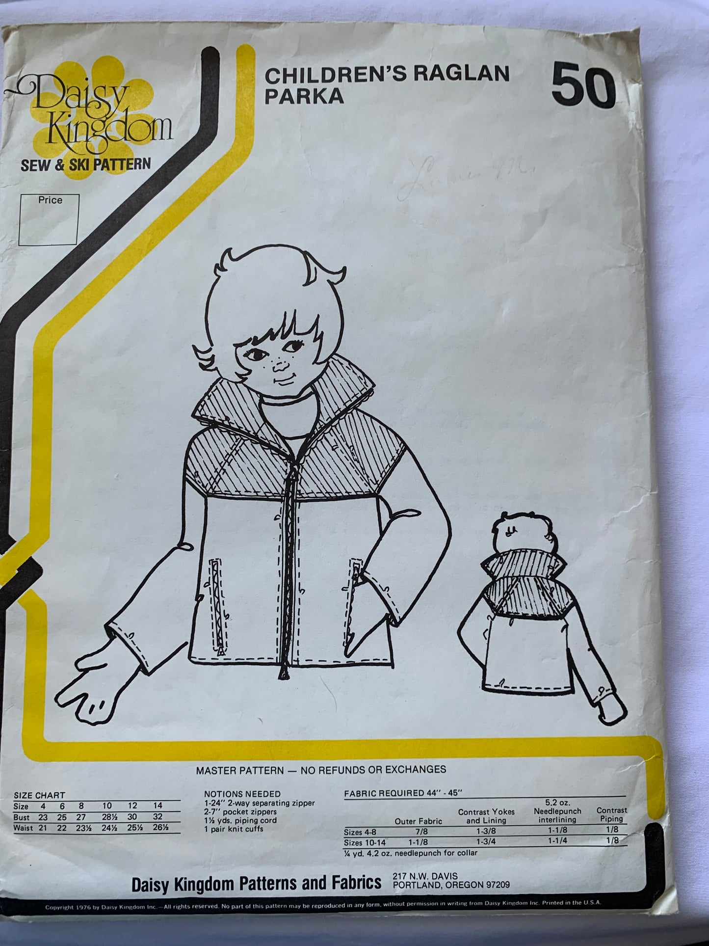 Daisy Kingdom Sew and Ski Sewing Pattern 50 Children's Raglan Parka, Pockets, Zipper Front, Collar, Size 4-14, Uncut, Vintage 1976