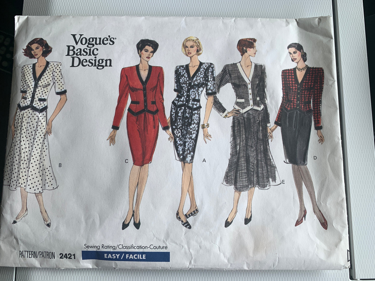 Vogue Sewing Pattern 9982 Misses' Belts, Five Variations, Buckle, Lined, Size 6-18, Uncut, Vintage 1987