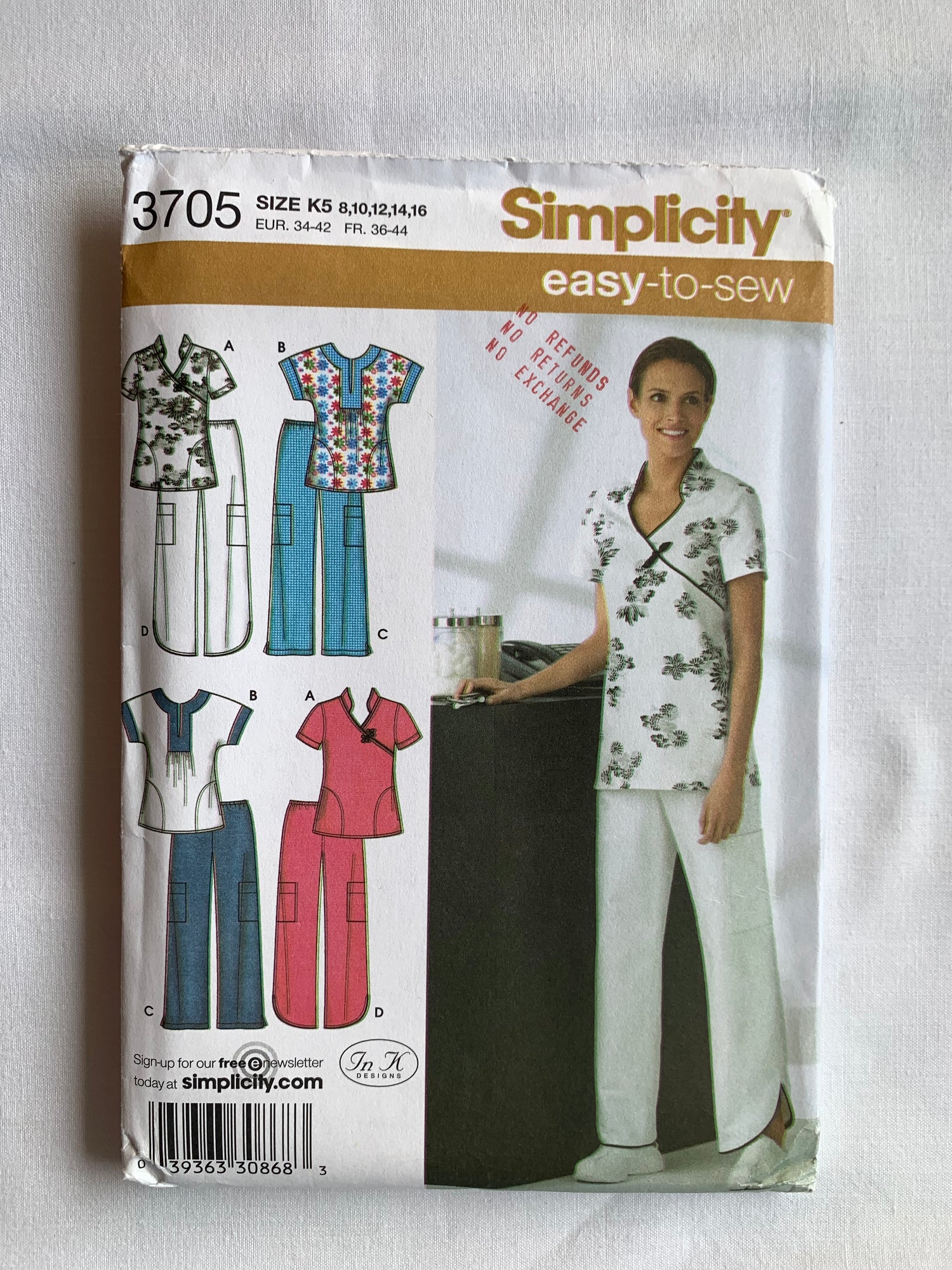 Simplicity Sewing Pattern 3705 Misses' Hospital Scrubs, Top Pants, Button Front, Pockets, Short Sleeves, Pockets, Tie Belt, Elastic Waist, Size 8-16, Uncut, 2007
