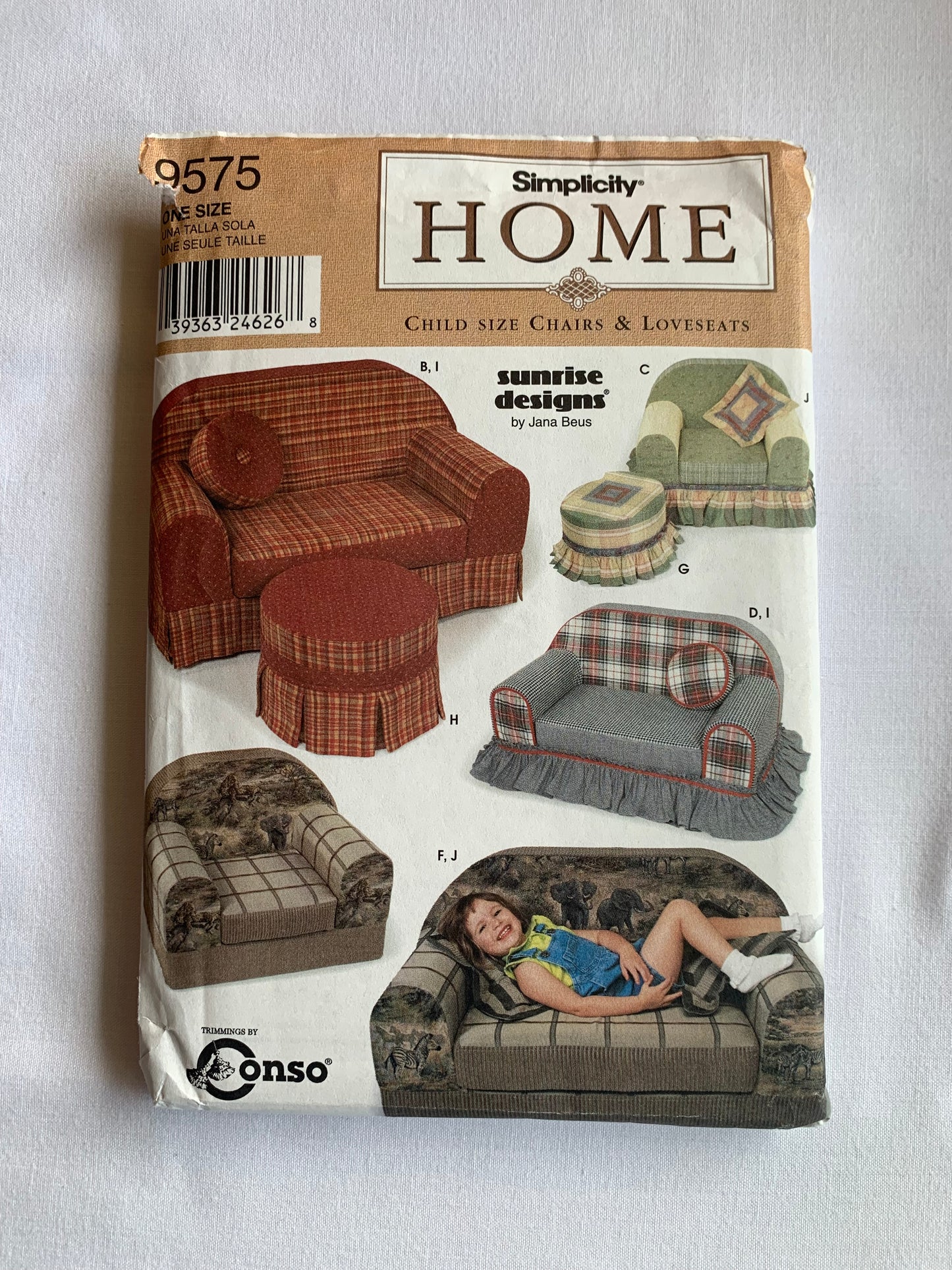 Simplicity Sewing Pattern 9575 Home Decor Child Chairs, Loveseats, Ottomans, Pillows, Variations, Uncut, 2001
