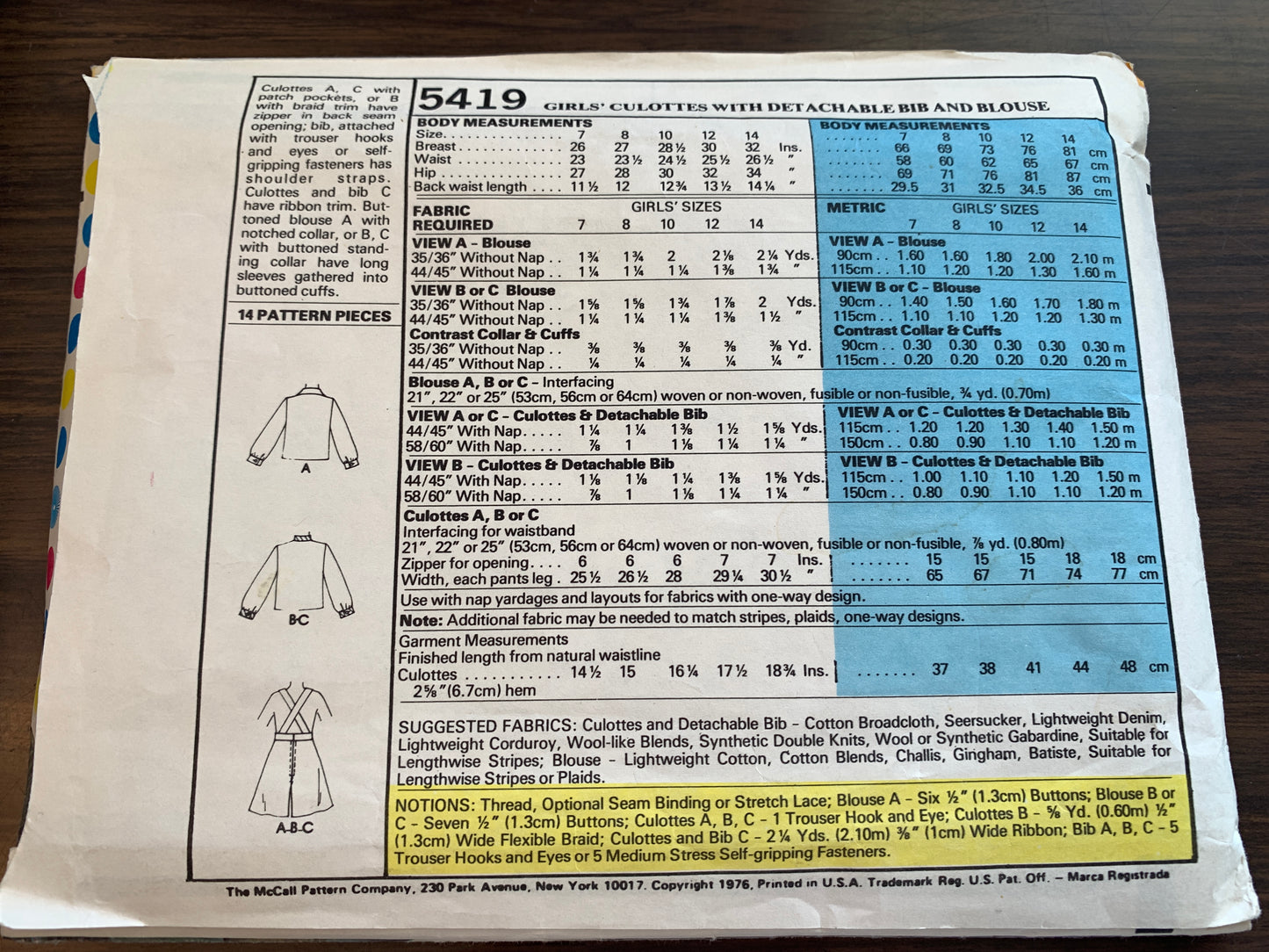 McCall's Sewing Pattern 5419 Girls' Culottes, Detachable Bib, Blouse, Size 12, Cut, Vintage 1976