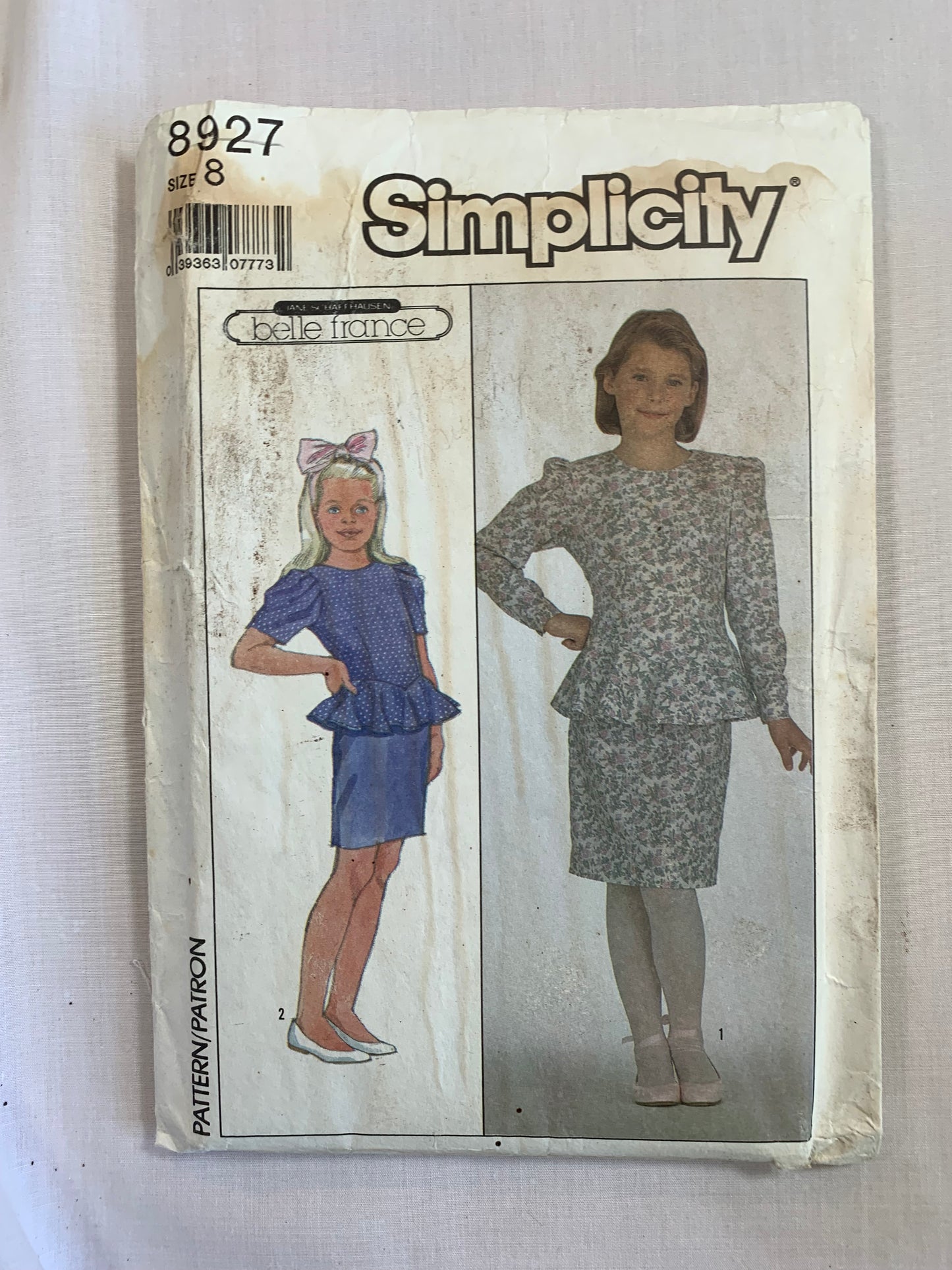 Simplicity Sewing Pattern 8927 Girls' Dress, Zipper Back, Long/Short Sleeves, Gathered Waist, Straight Skirt, 2 Variations, Size 8, Uncut, Vintage 1988