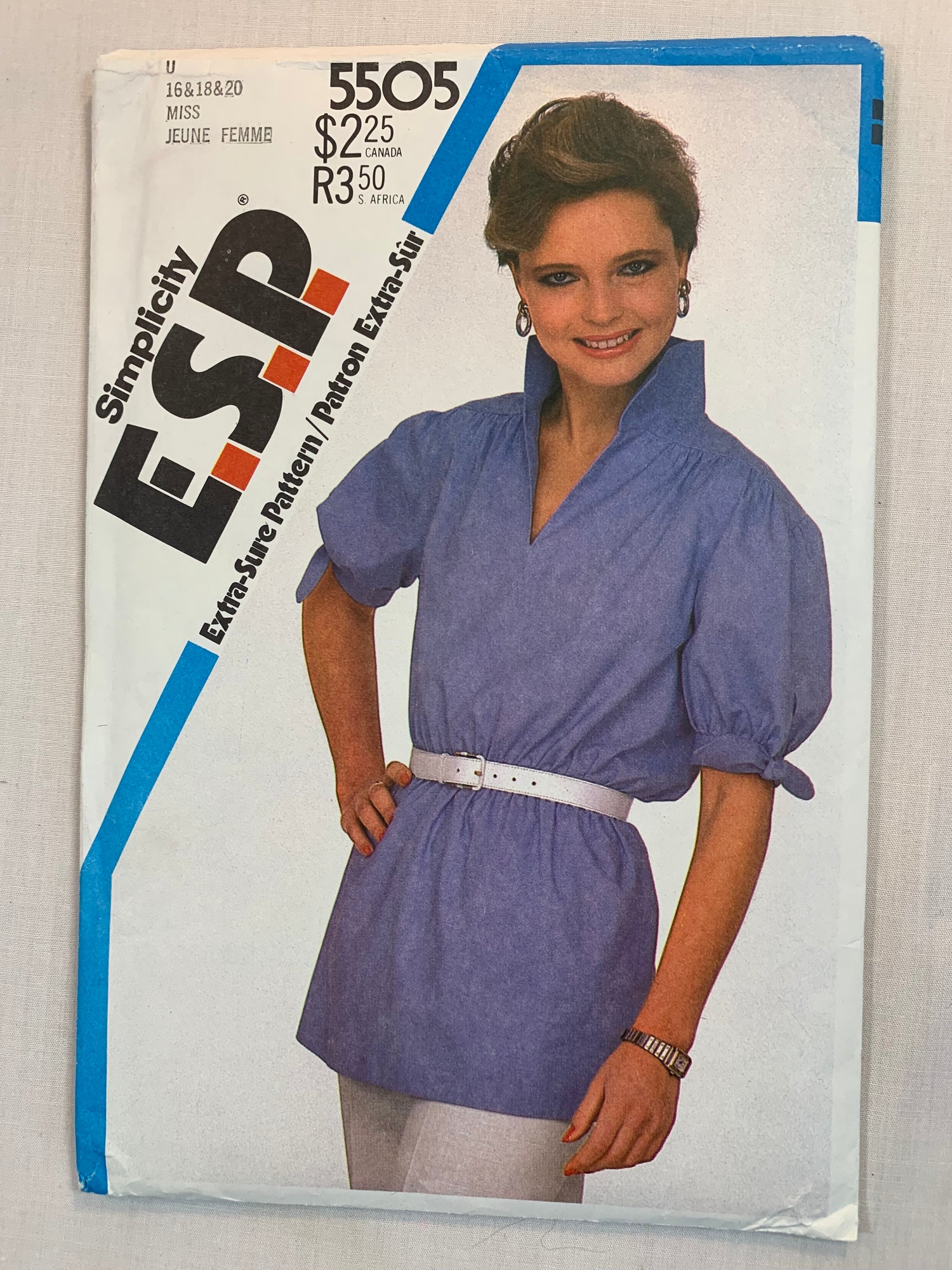 Simplicity Sewing Pattern 5505 Misses' Pullover Blouse, Slash Front, Wing Collar, Raglan Sleeves, Side Slits, Size 16-20, Uncut, Vintage 1982