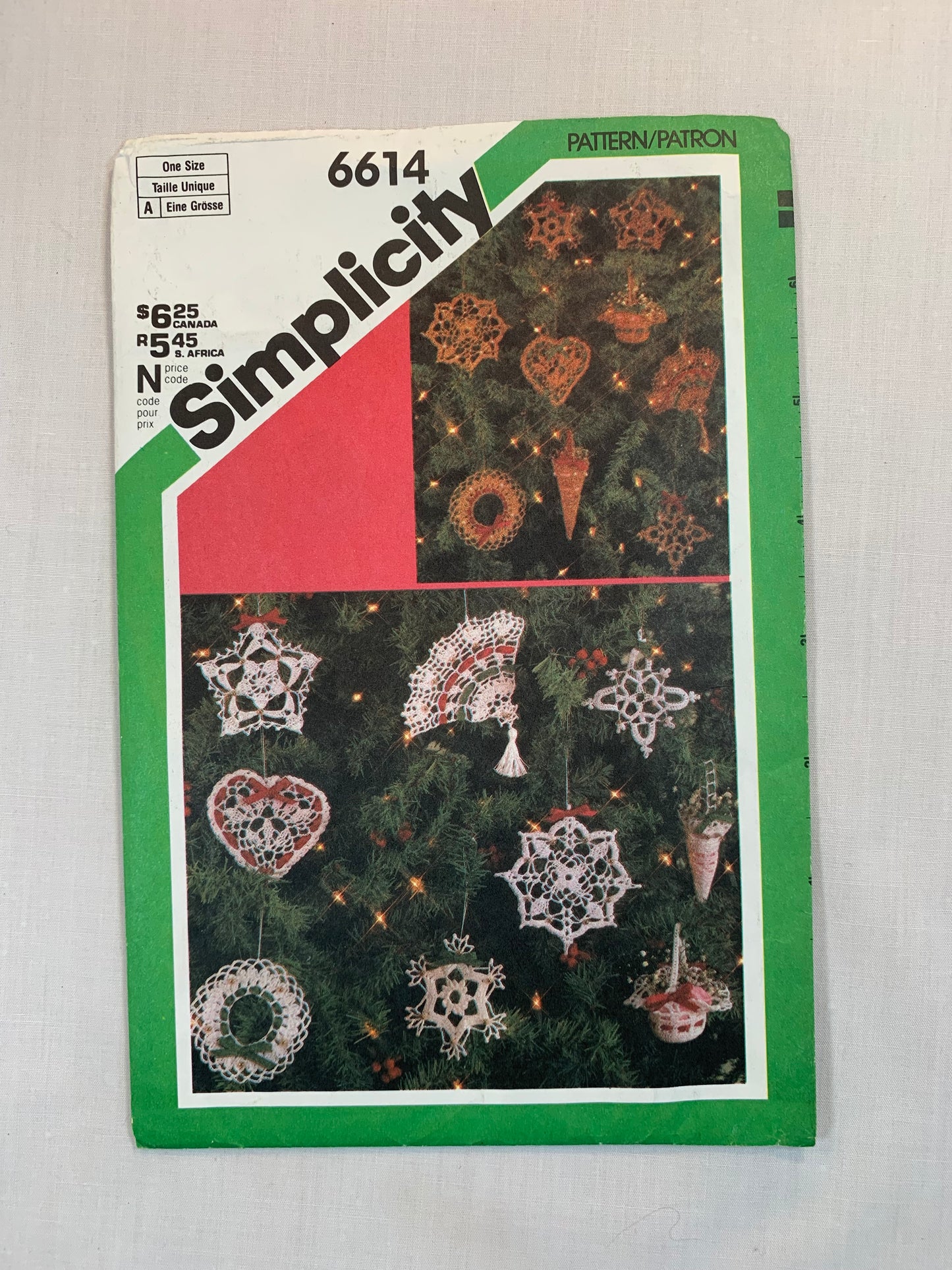 Simplicity Sewing Pattern 6614 Chrismas Crochet Holiday Ornaments, Variations of Snowflakes, Fan, Wreath, Basket, Heart, Pillow, Uncut, Vintage 1984